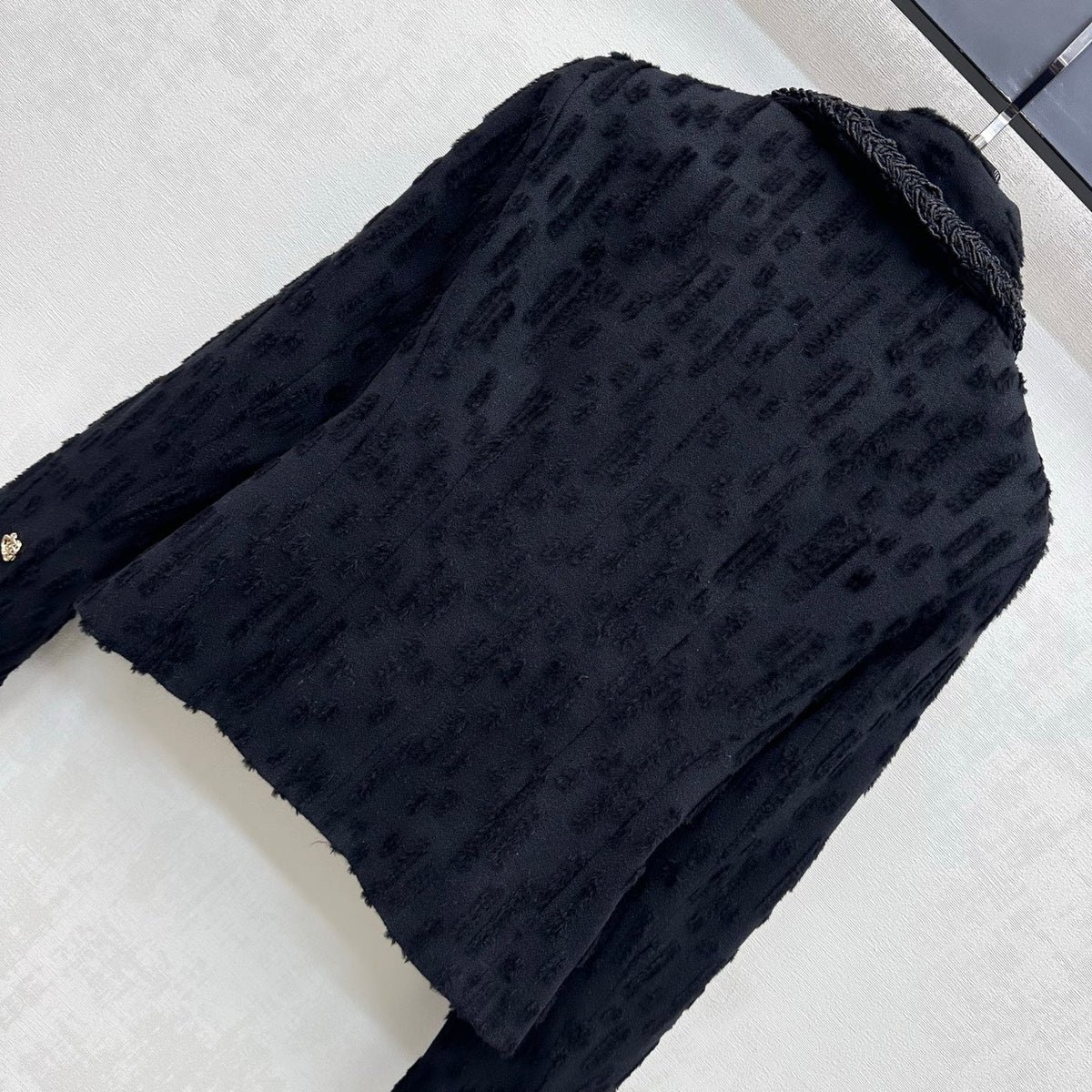 Chanel 26B Textured Wool Jacket With Collar Black 444356