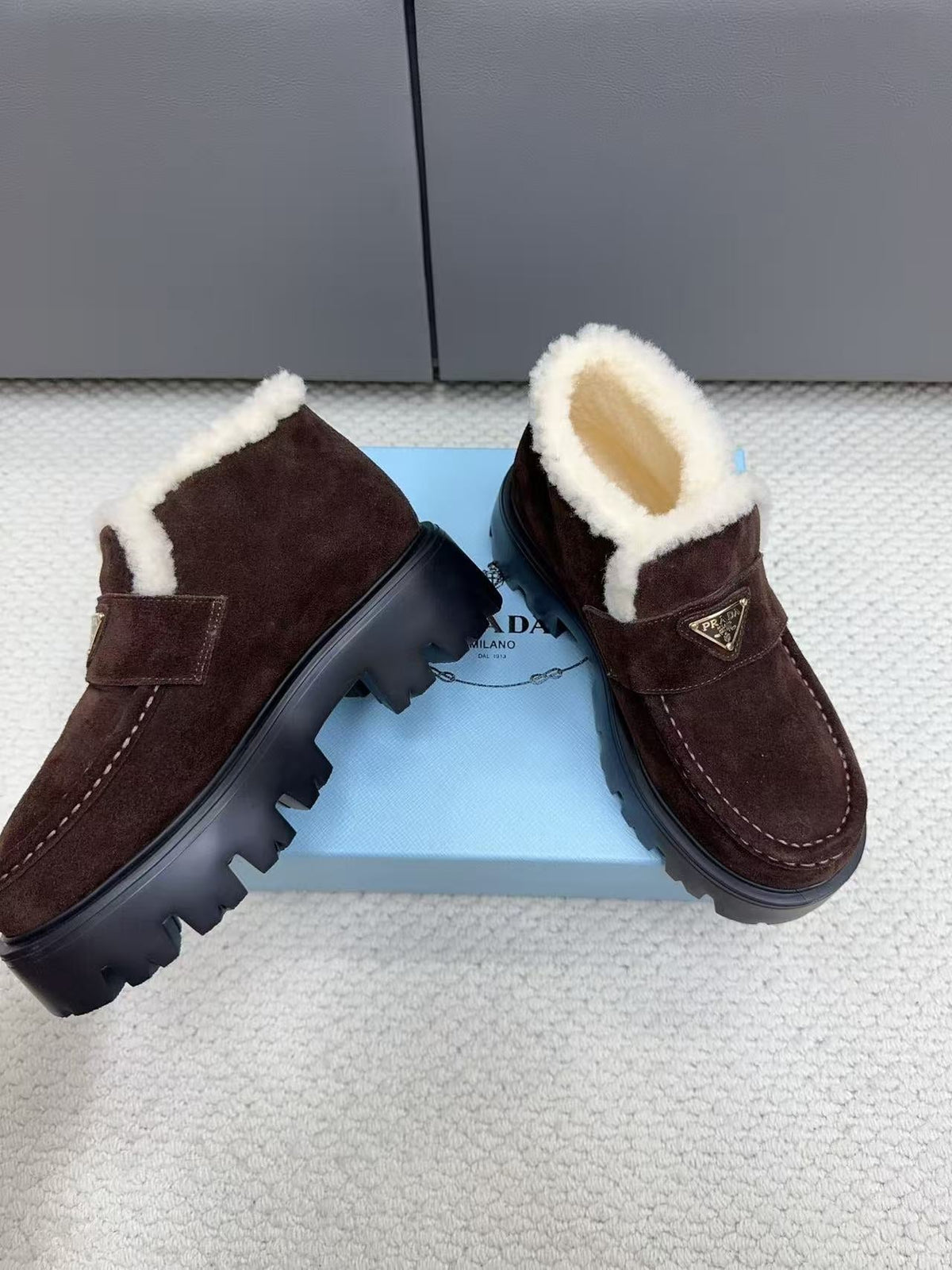 Prad 26ss Rounded Loafers Dark Brown Shearling Suede