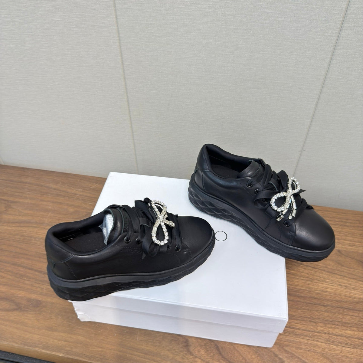 Jimmy Choo 26S Sneakers 5.5cm Black Calfskin With Crystal Bow 472915