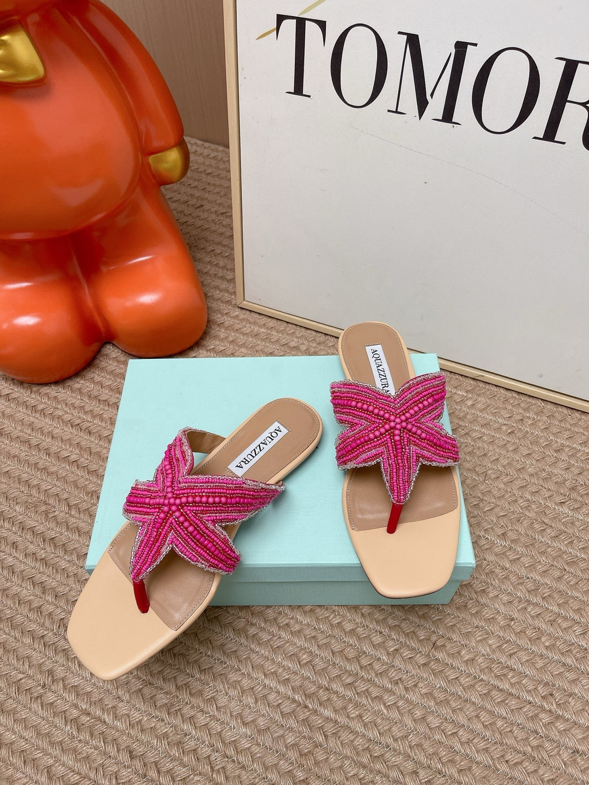 Aquazzura 26s Starfish Beaded Thong Sandals Pink And Beige Lambskin 482017