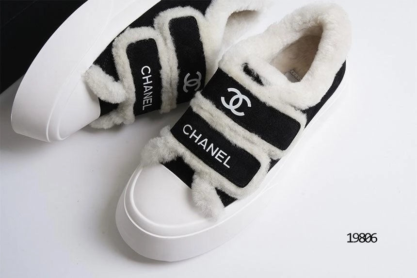 CC 26s Sneakers Black White Wool Suede