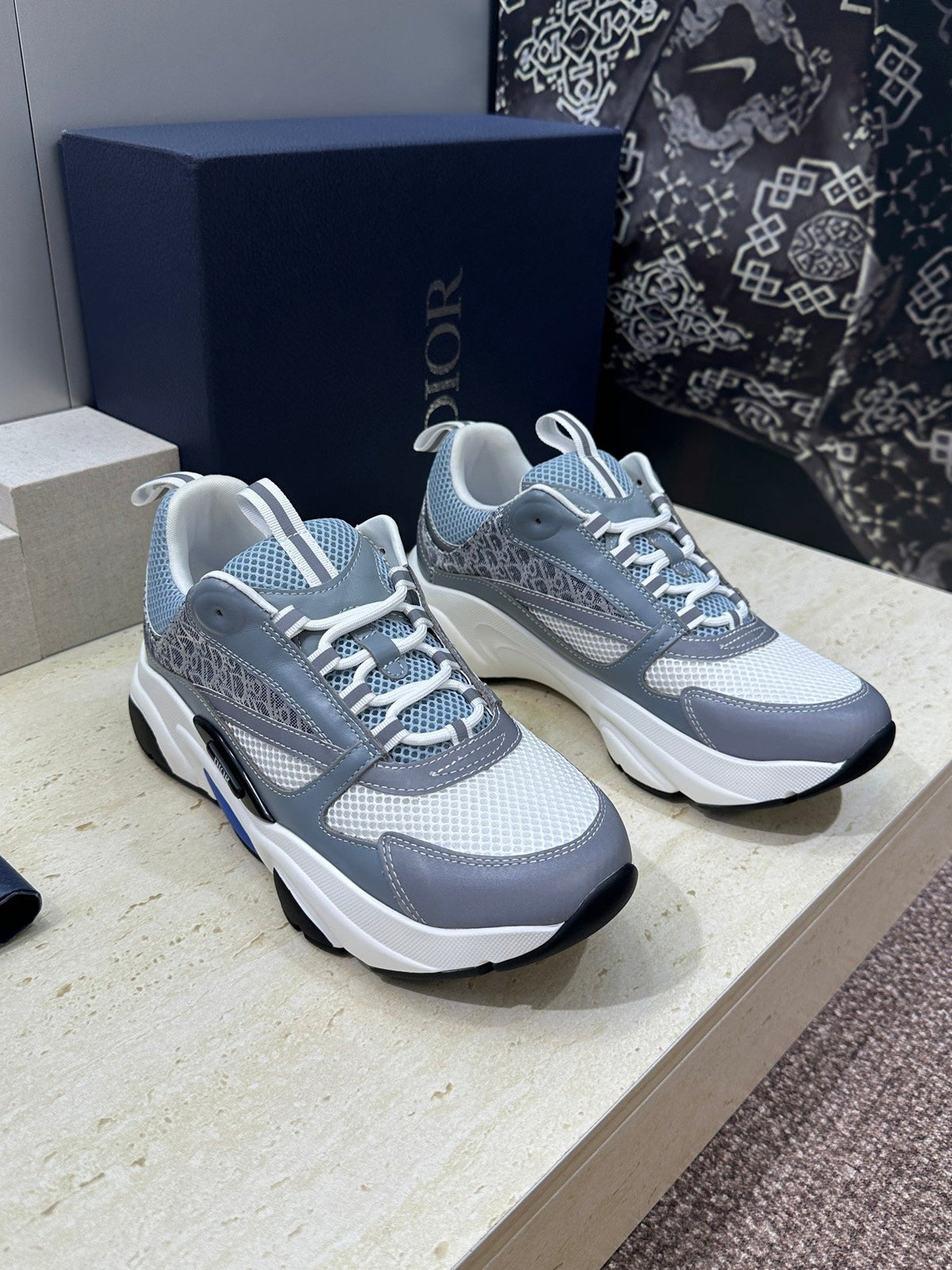 CD 26s Men B22 Sneakers Grey Light Blue Oblique Jacquard Canvas 491052