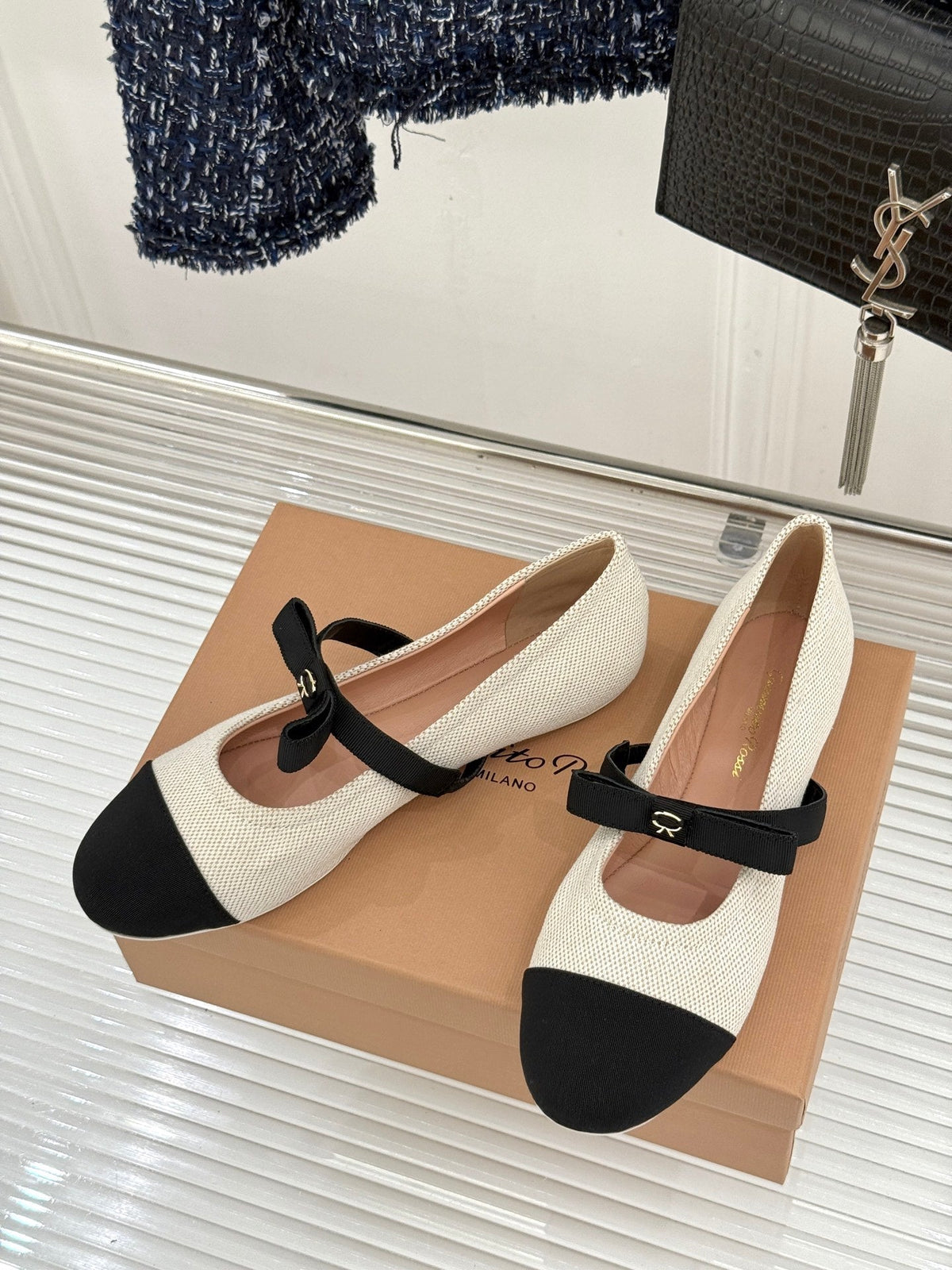 GR 26s Mary Jane Flats Black White Fabric 164781