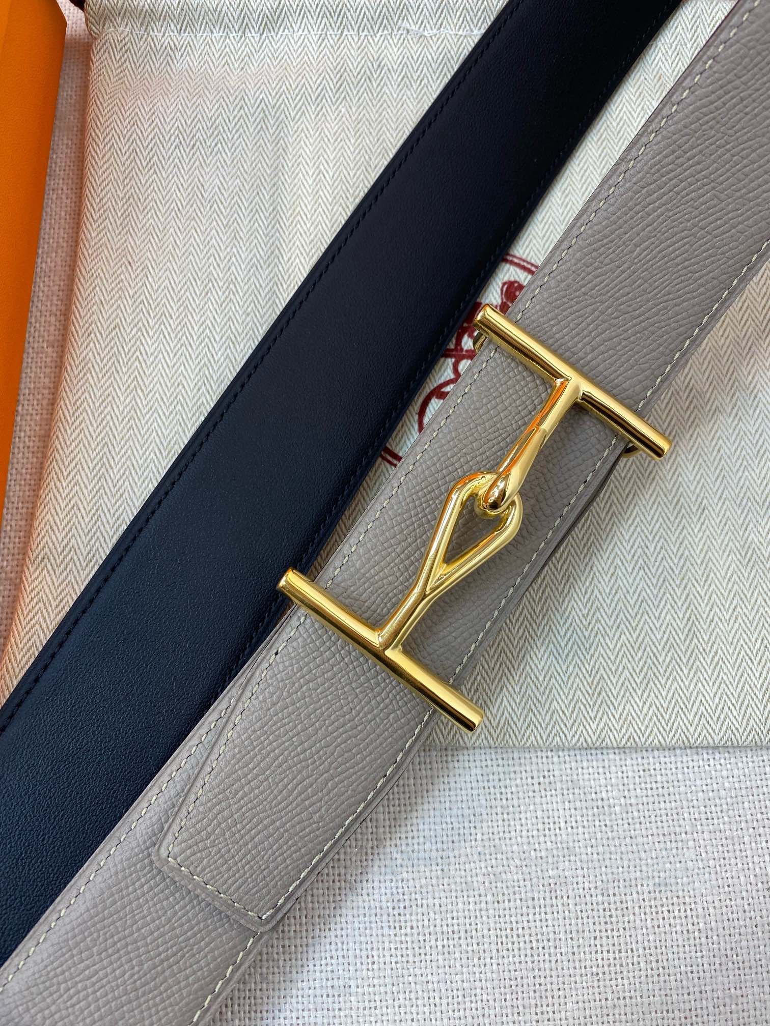H JUMBO BELT 40MM GOLD BUCKLE BLACK TAUPE LEATHER