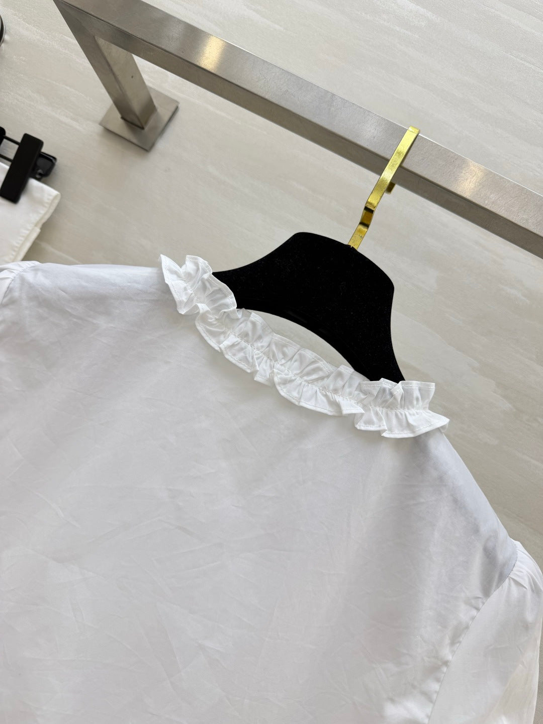 CD 26 Pure White Blouse with Ruffled Trim in Cotton 379288