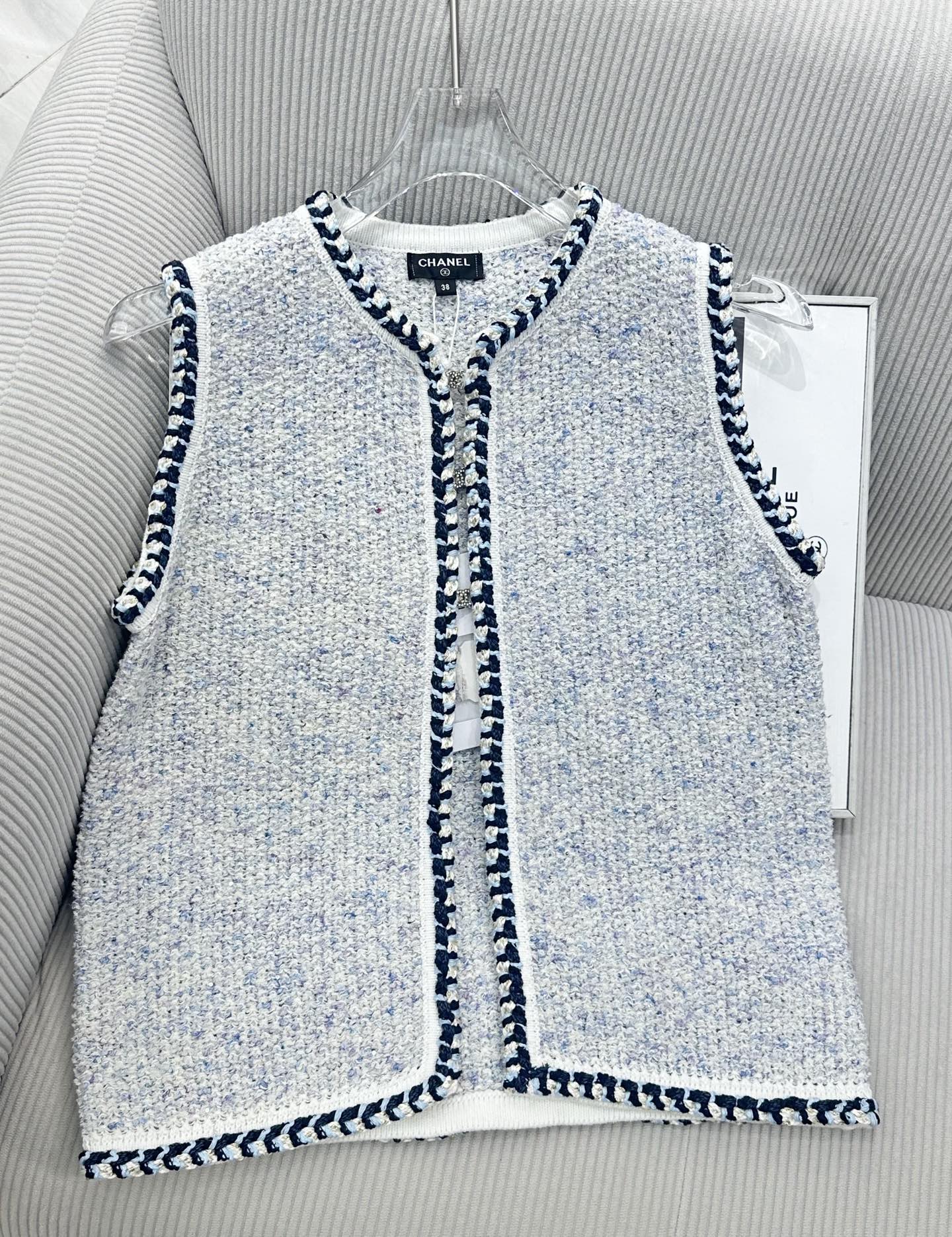 CC 26 Knitted Vest Jacket Light Blue in Wool 387495