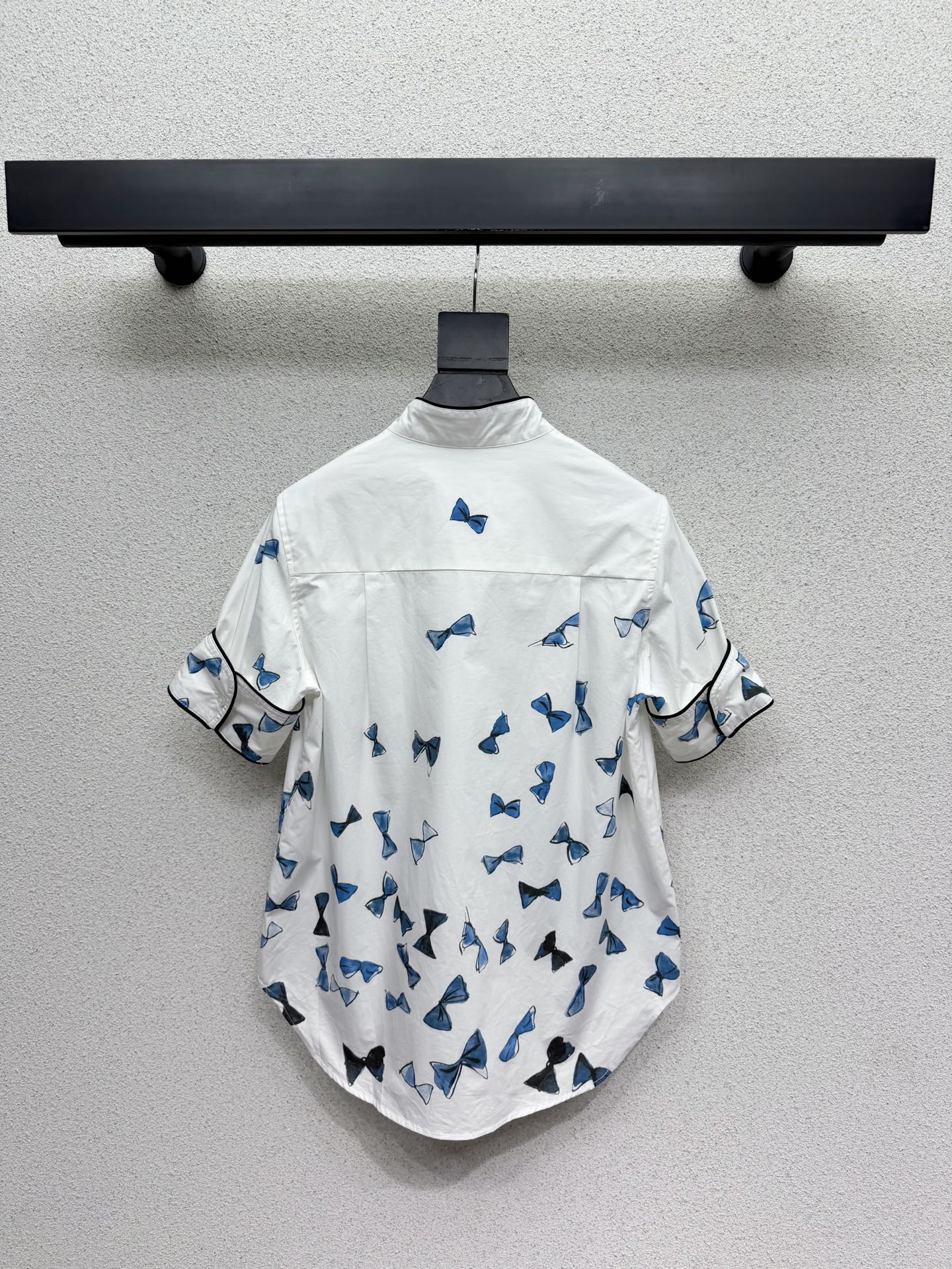 CD Blue Bow-print Short-sleeved Shirt in Cotton 388370