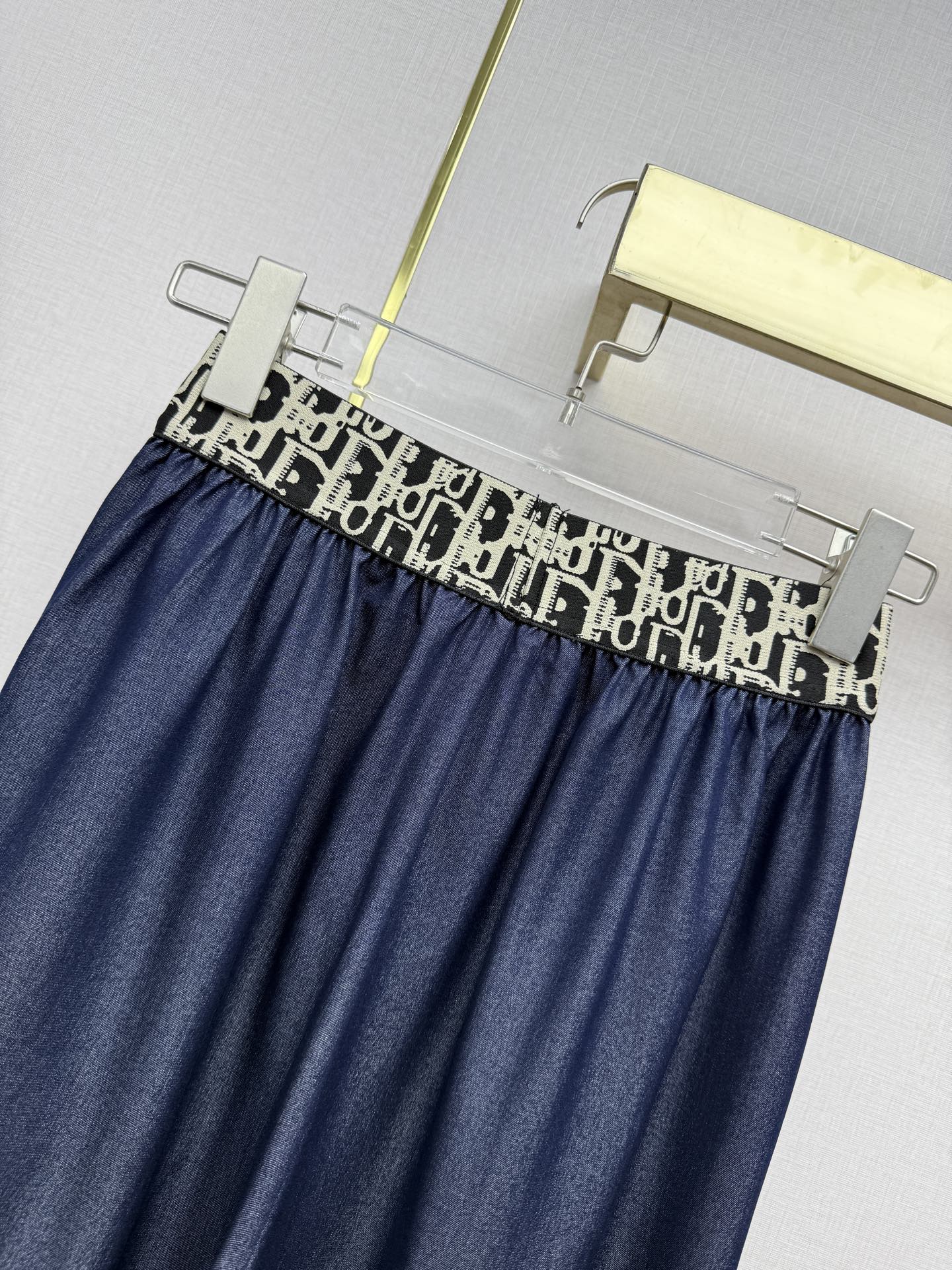 CD 26 Wide-Leg Jeans Navy Blue in Lyocell 389456