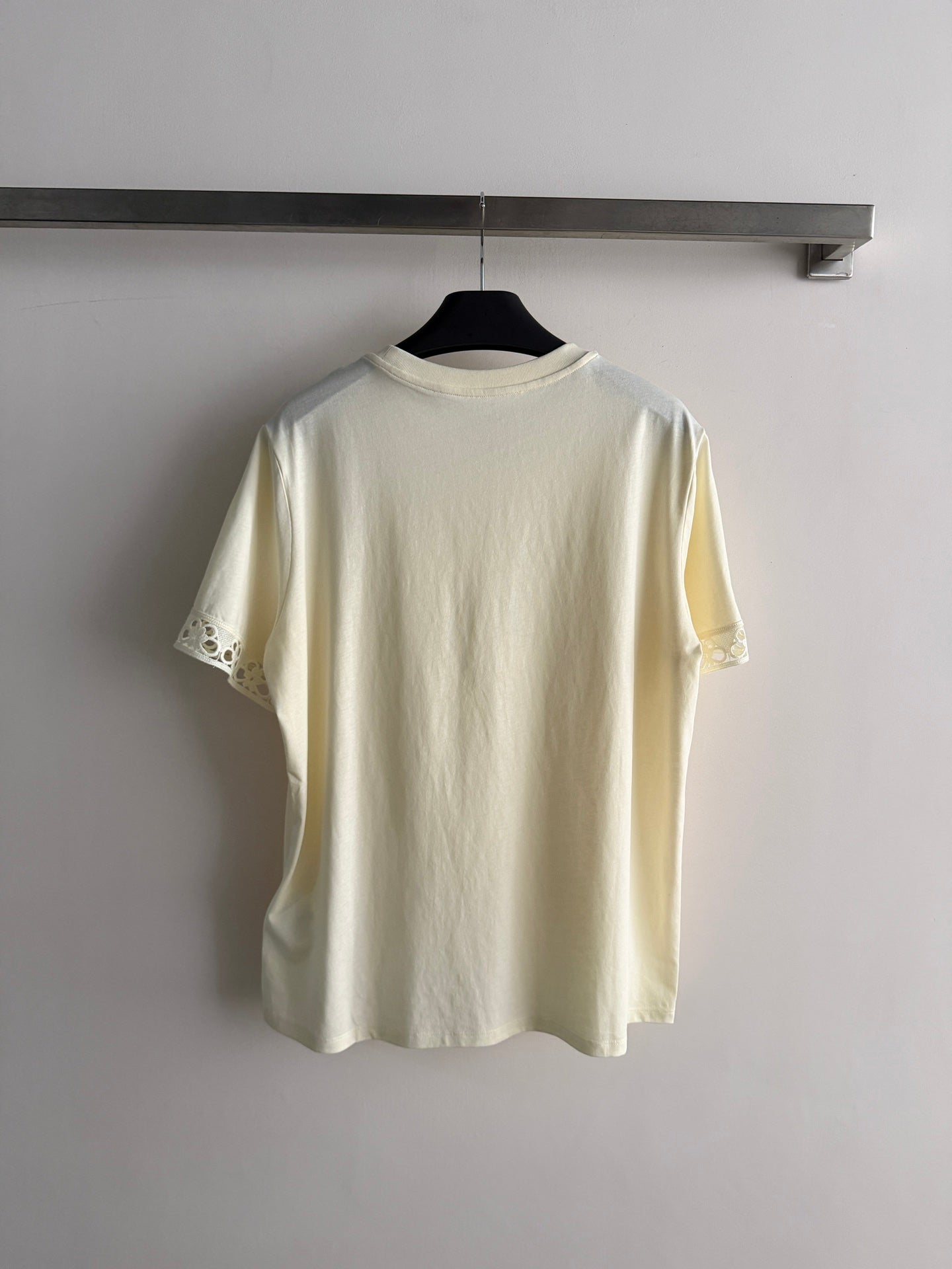 Moncler 26 Short-Sleeve T-Shirt Beige in Cotton 387830