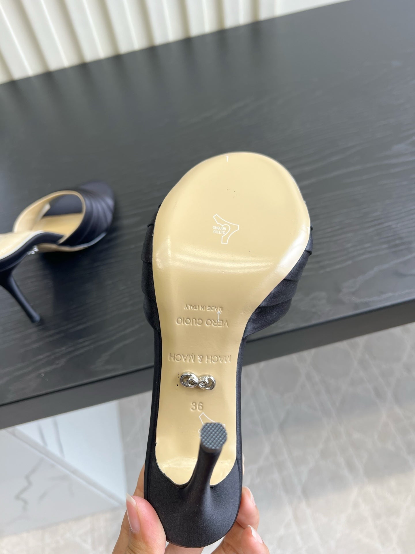 Mach Sandals 9.5cm Black Ombre Satin 851914