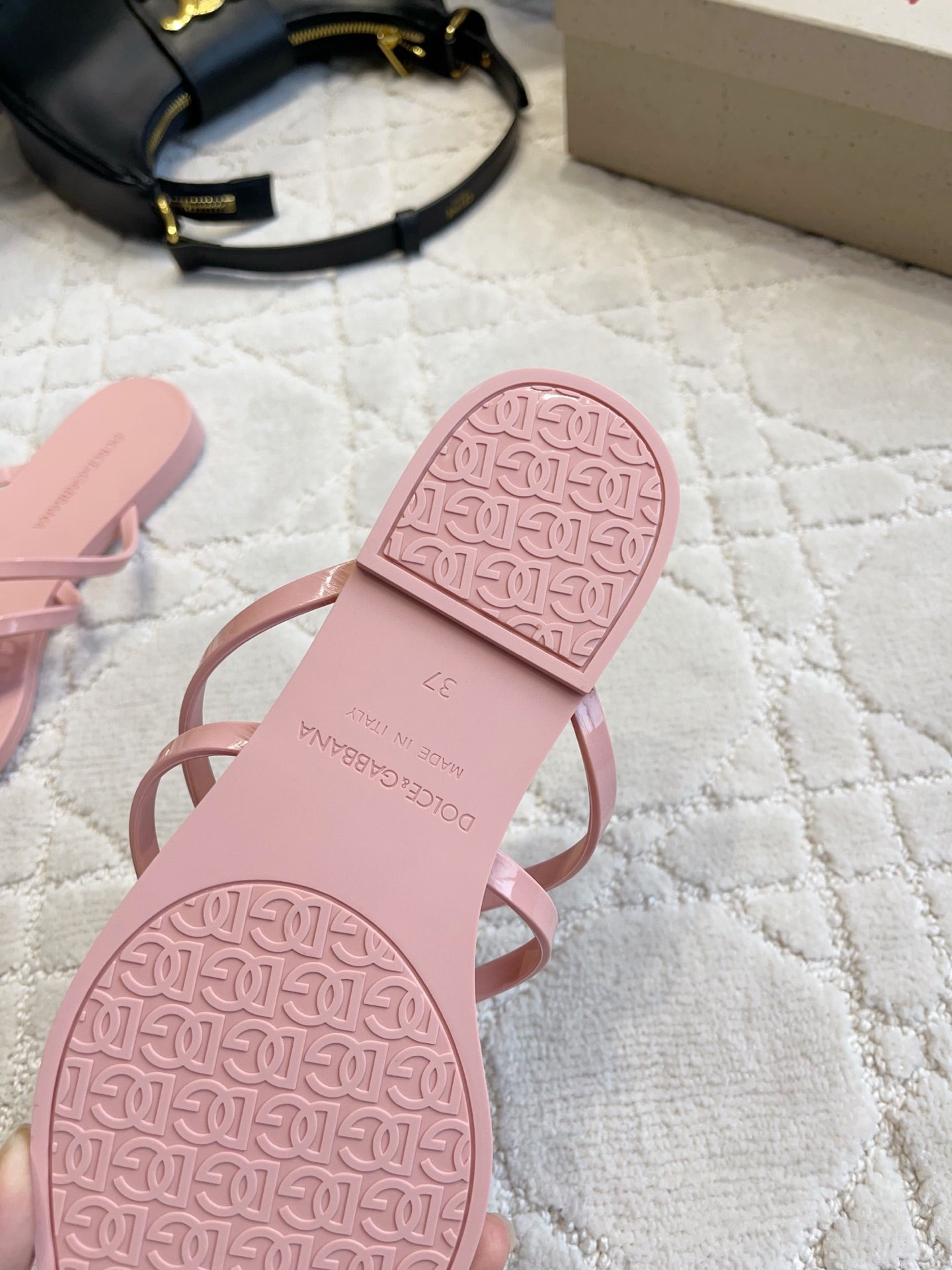 DG Logo Jelly Thong Sandals Pink Rubber 851867