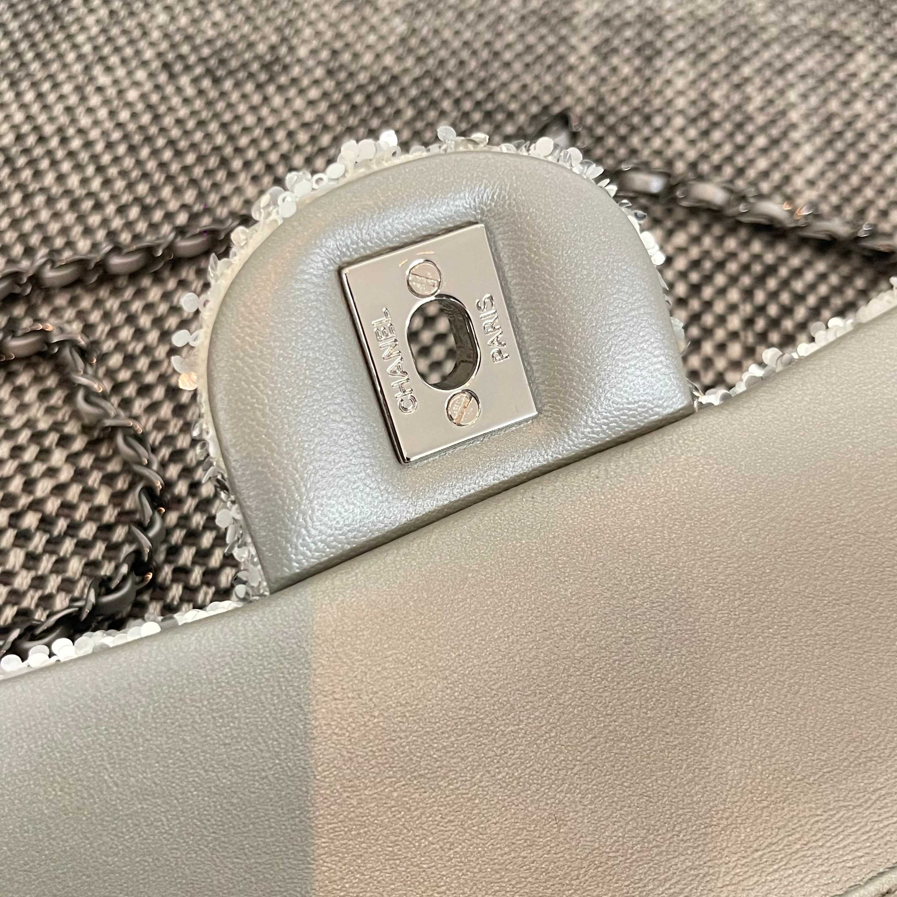 CC Flap Shoulder Bag 24cm Silver White Sequins