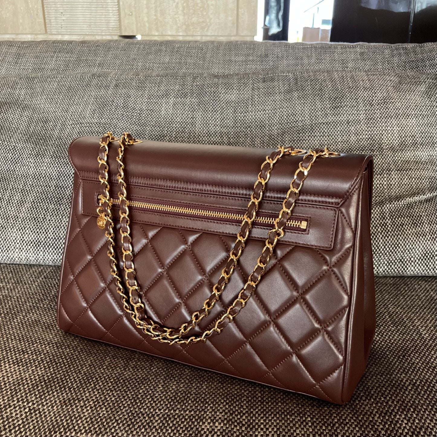 CC Vintage Embossed CC Flap Bag 33cm Cowhide