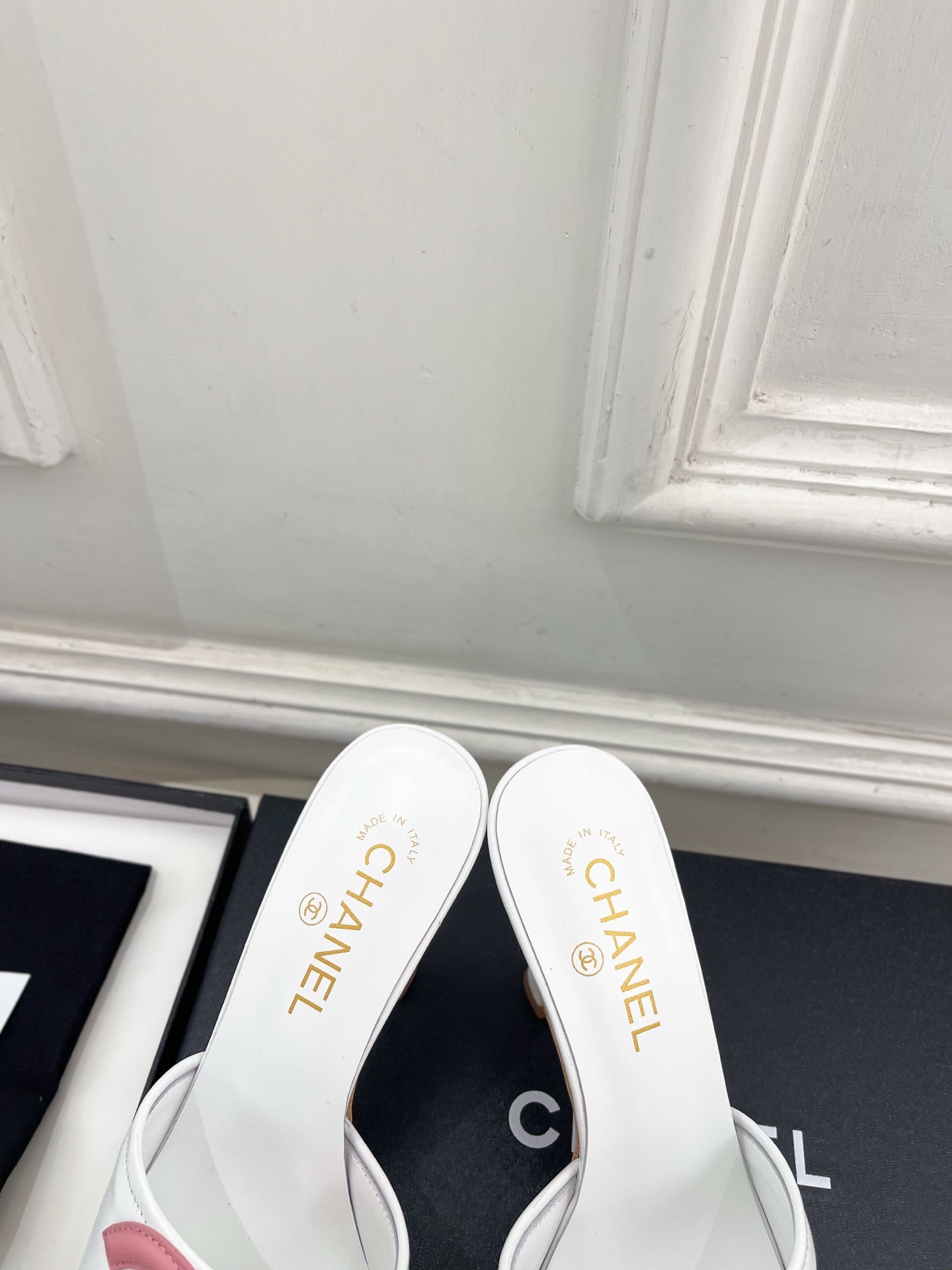 CC Double C Mules 9.5cm White Pink Leather 891677