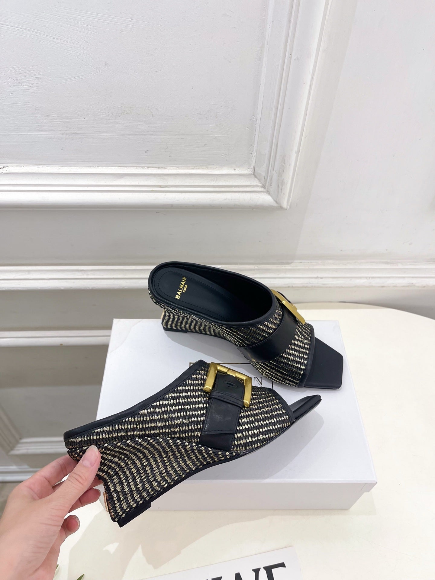 BM Anthem Buckle Wedge Mules 7.5cm Black Woven Leather 892303