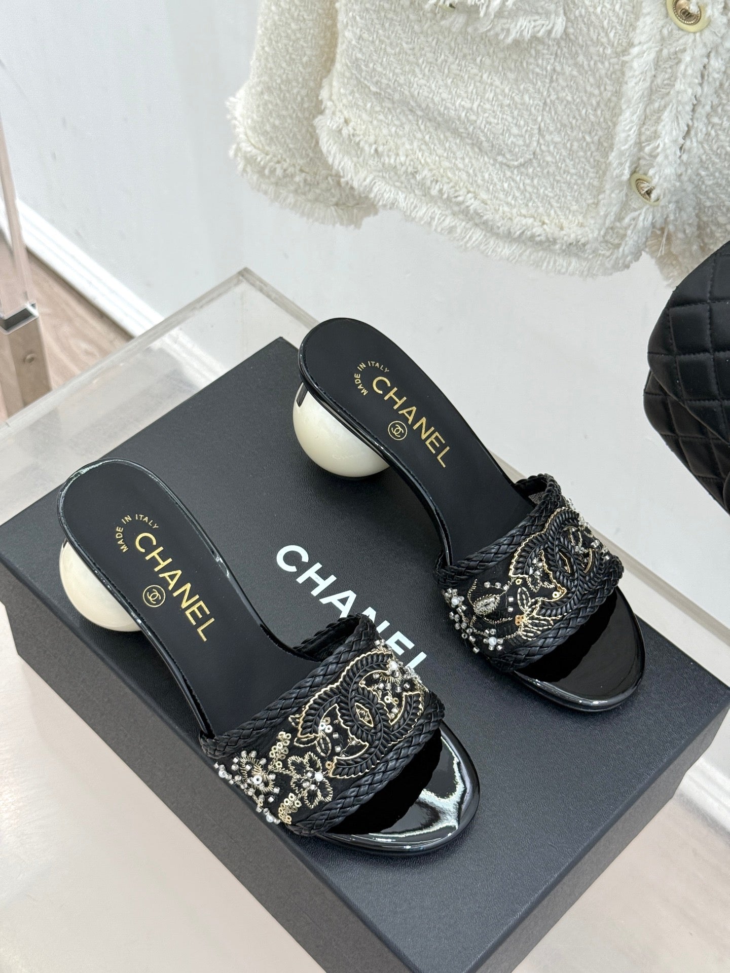 CC Pearl Heel Beaded Embroidered Mules Black Lambskin 904681
