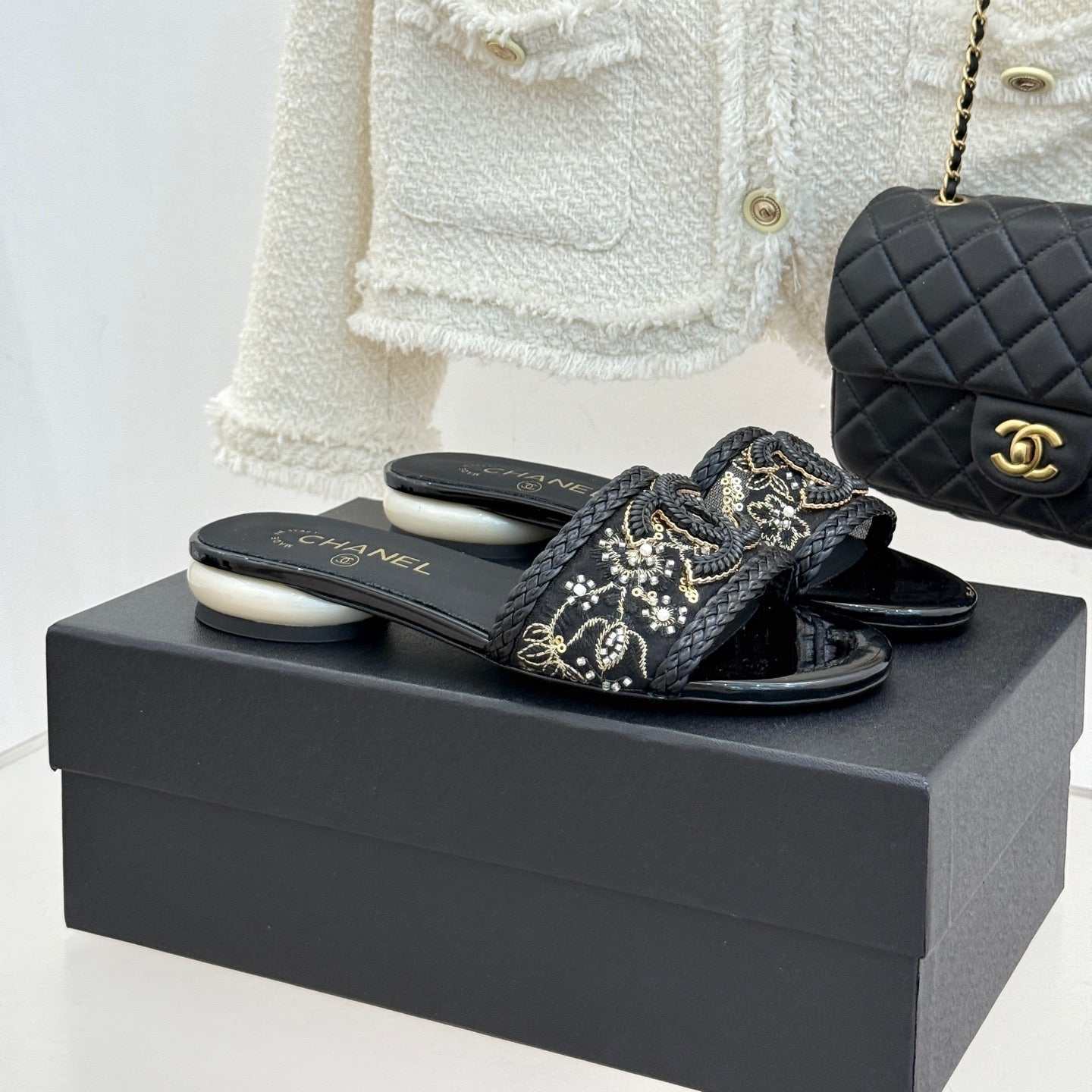 CC Pearl Heel Beaded Embroidered Slides Black Lambskin 904678