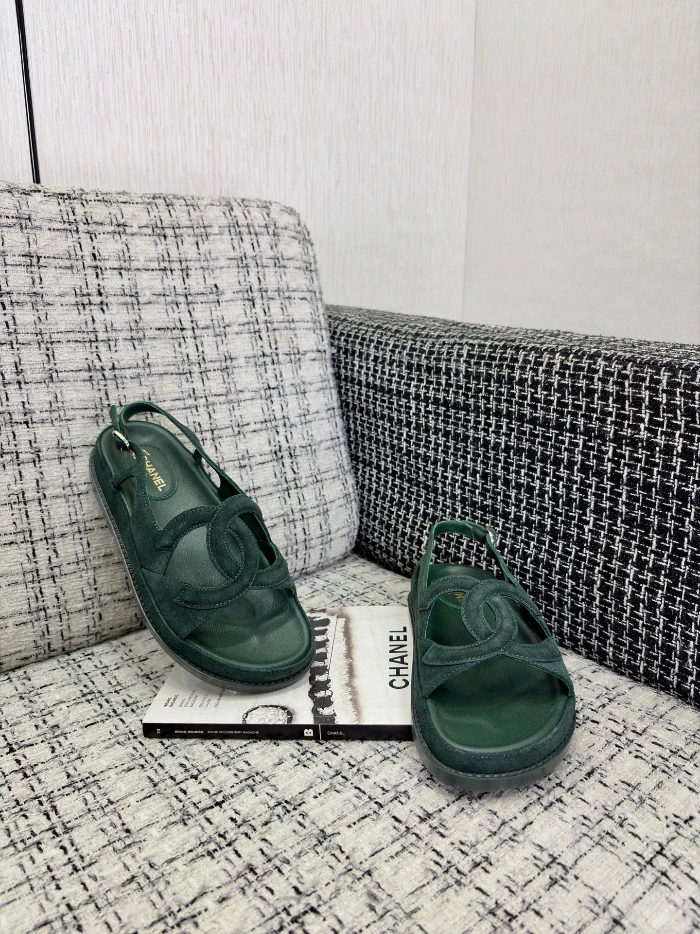 CC Sandals Green Suede Leather 935909