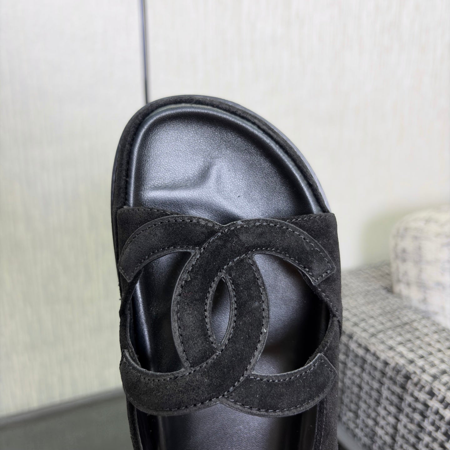 CC Sandals Black Suede Leather 935908