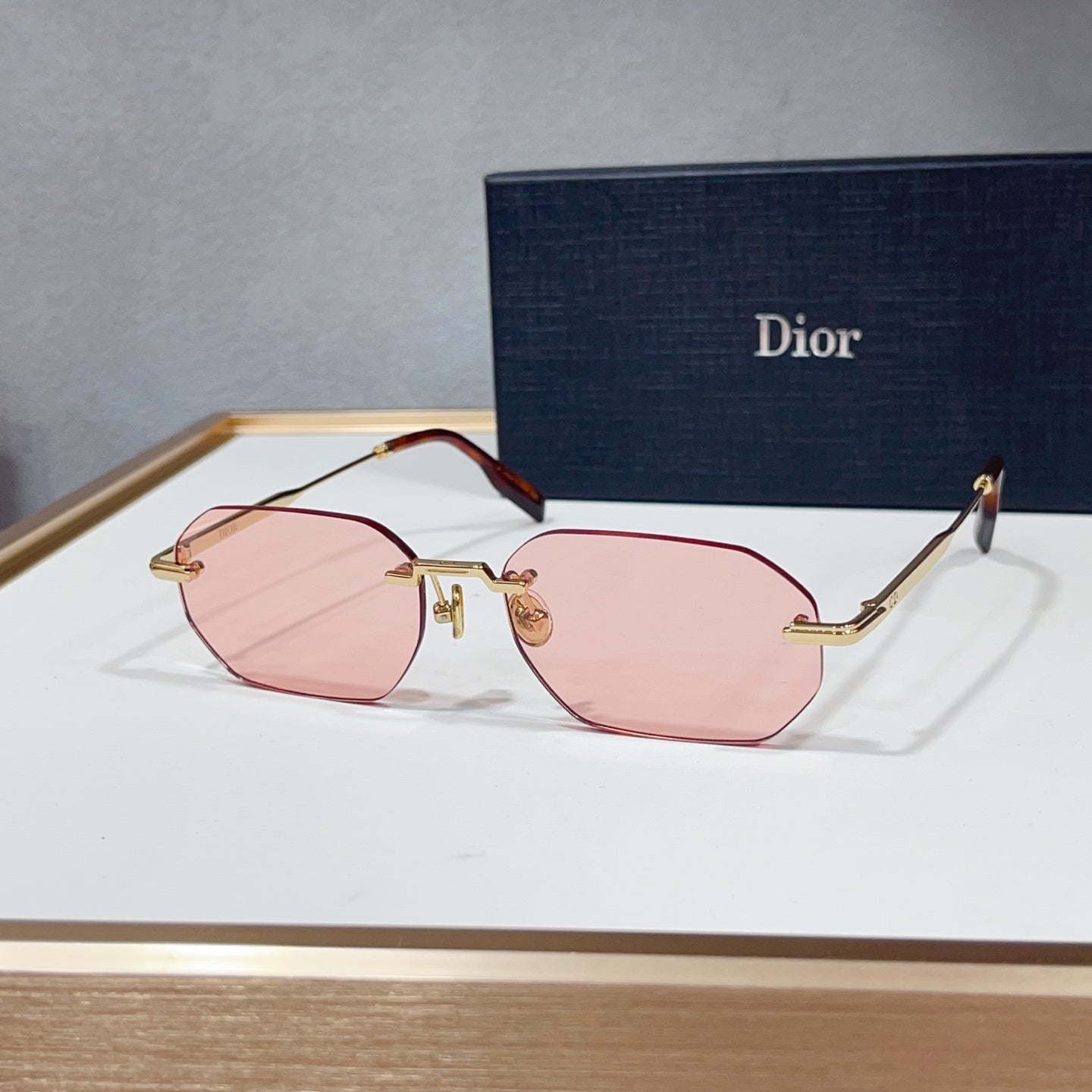 CD Sunglasses 112
