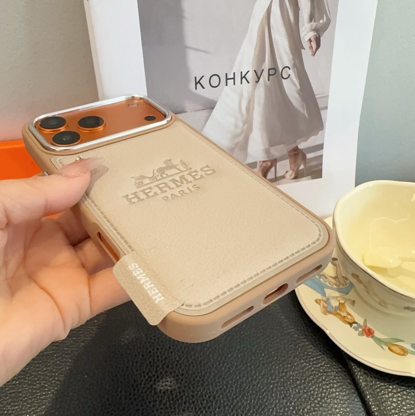 HM iPhone Case 371541
