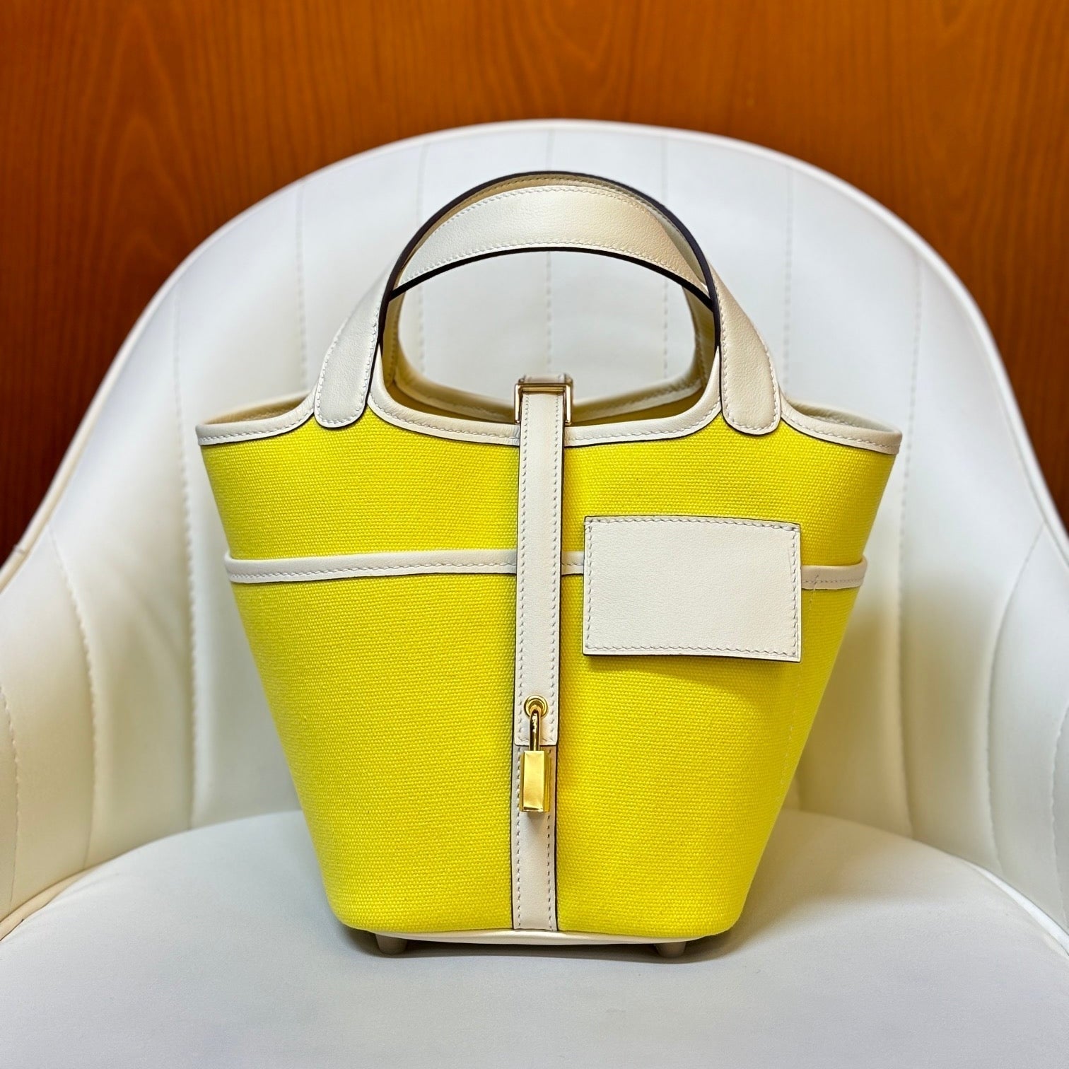 HM Picotin Lock 18CM Pocket Handbag Ivory Yellow Swift Canvas