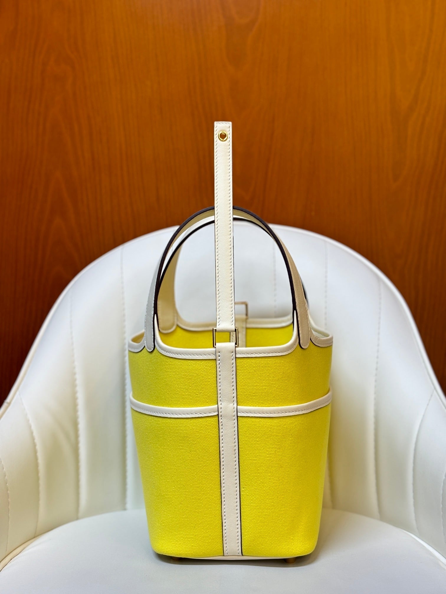 HM Picotin Lock 18CM Pocket Handbag Ivory Yellow Swift Canvas