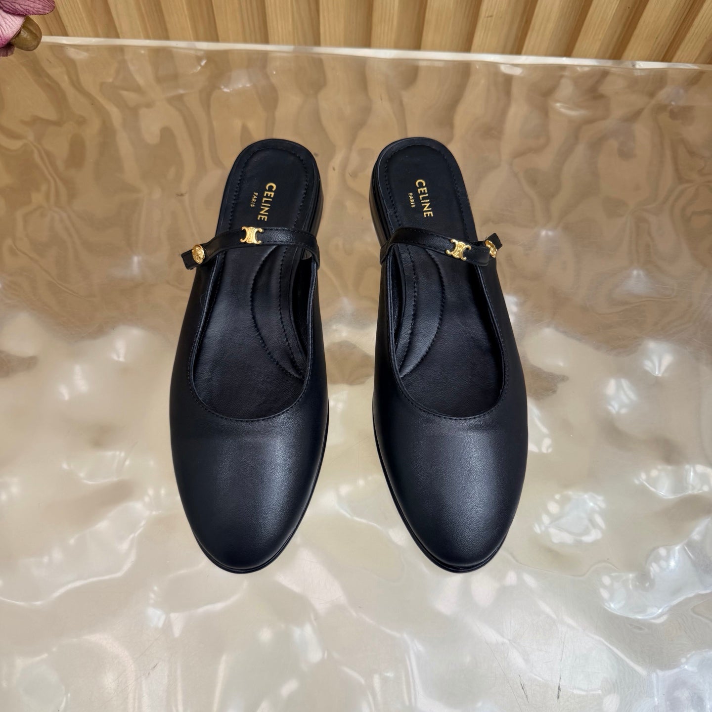 CE Macaron Triomphe Button Mules Ultra Black Leather 949378