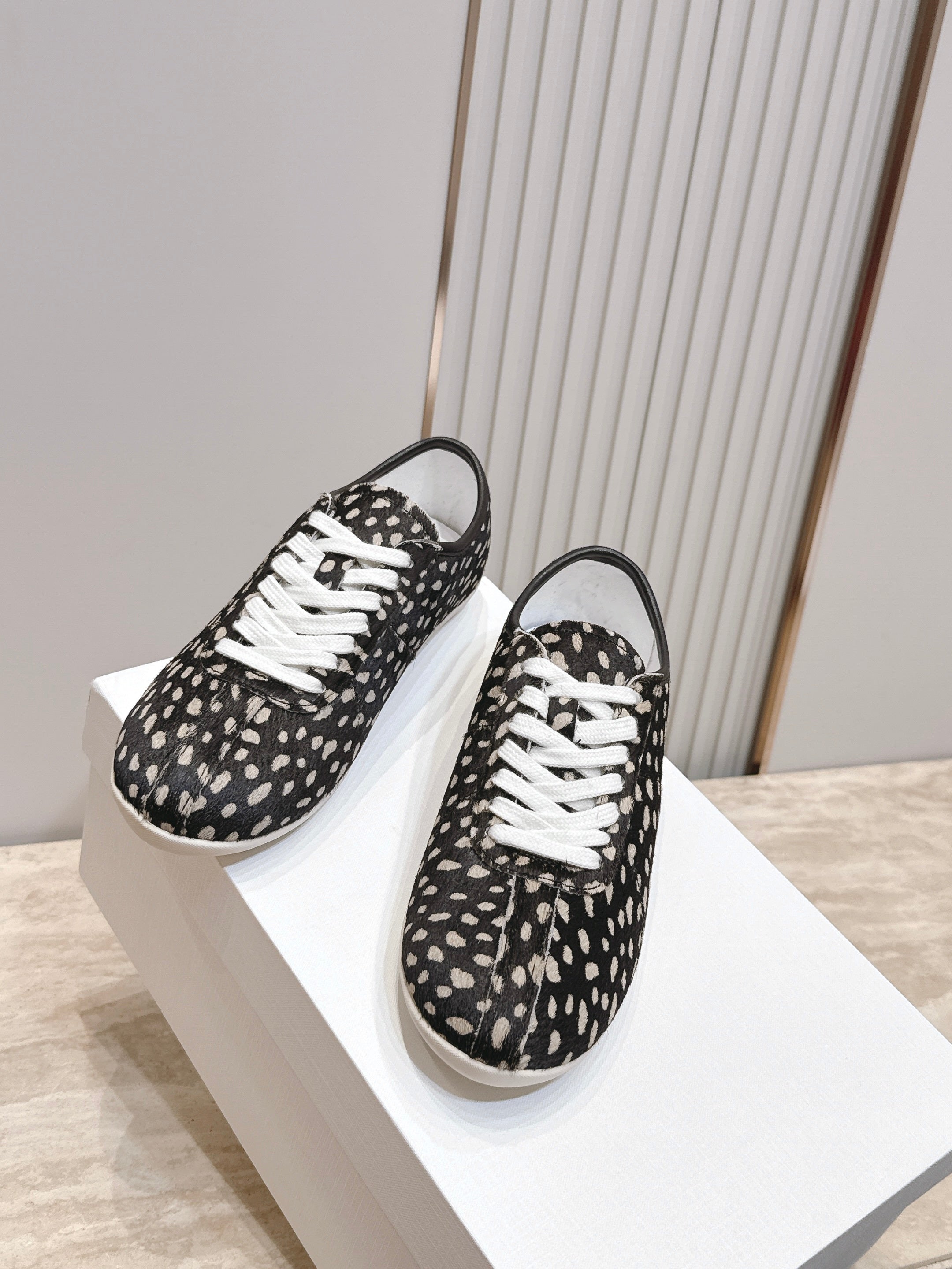 TR Leopard Print Low-Top Sneakers Black Horsehair 954420