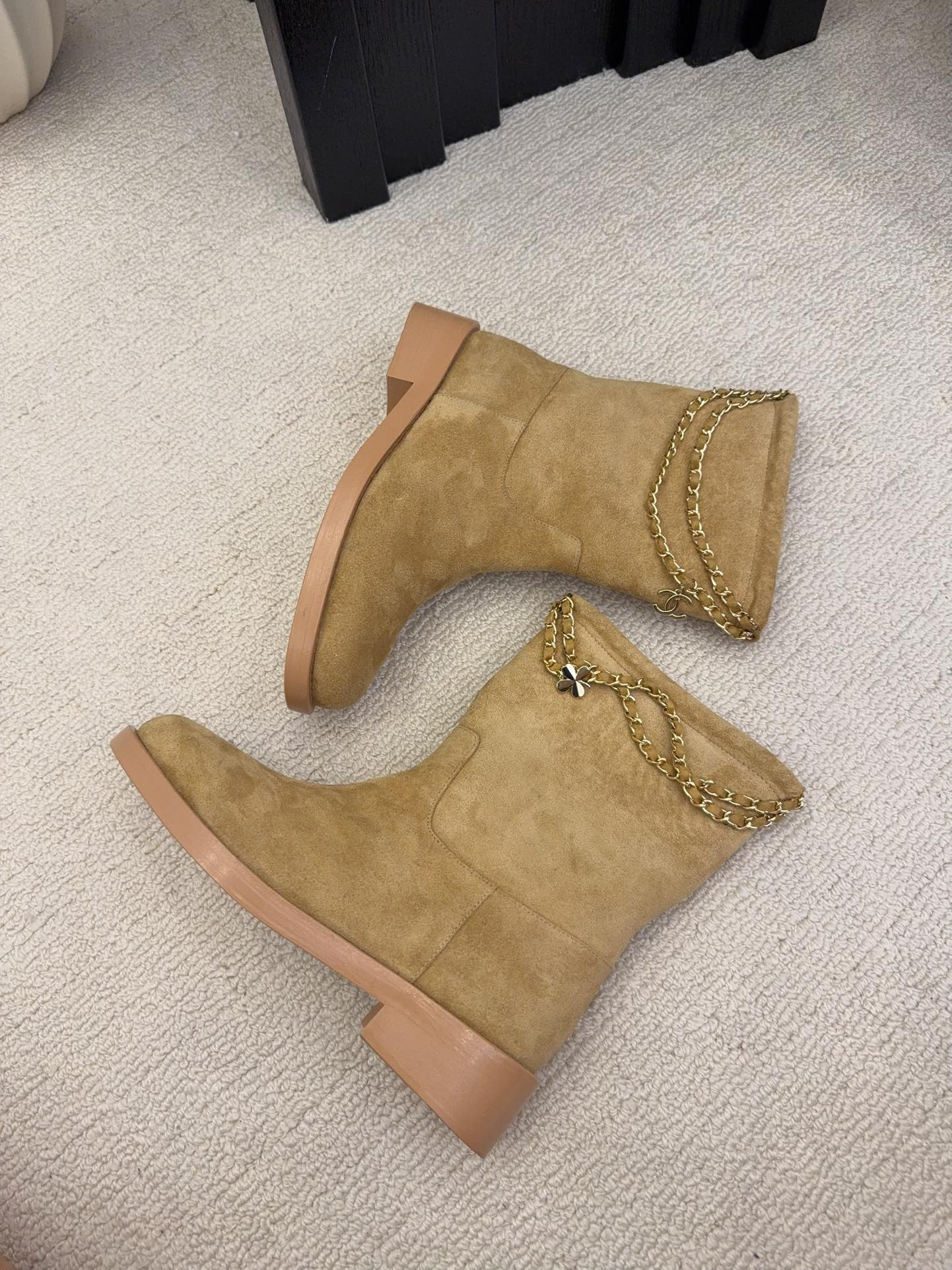 CC Mid-Calf Boots 4CM Gold Chain Charm Camel Knit Suede 961504