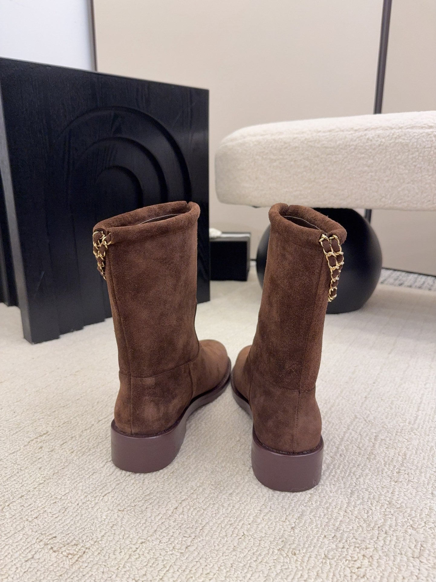 CC Mid-Calf Boots 4CM Gold Chain Charm Brown Knit Suede 961503