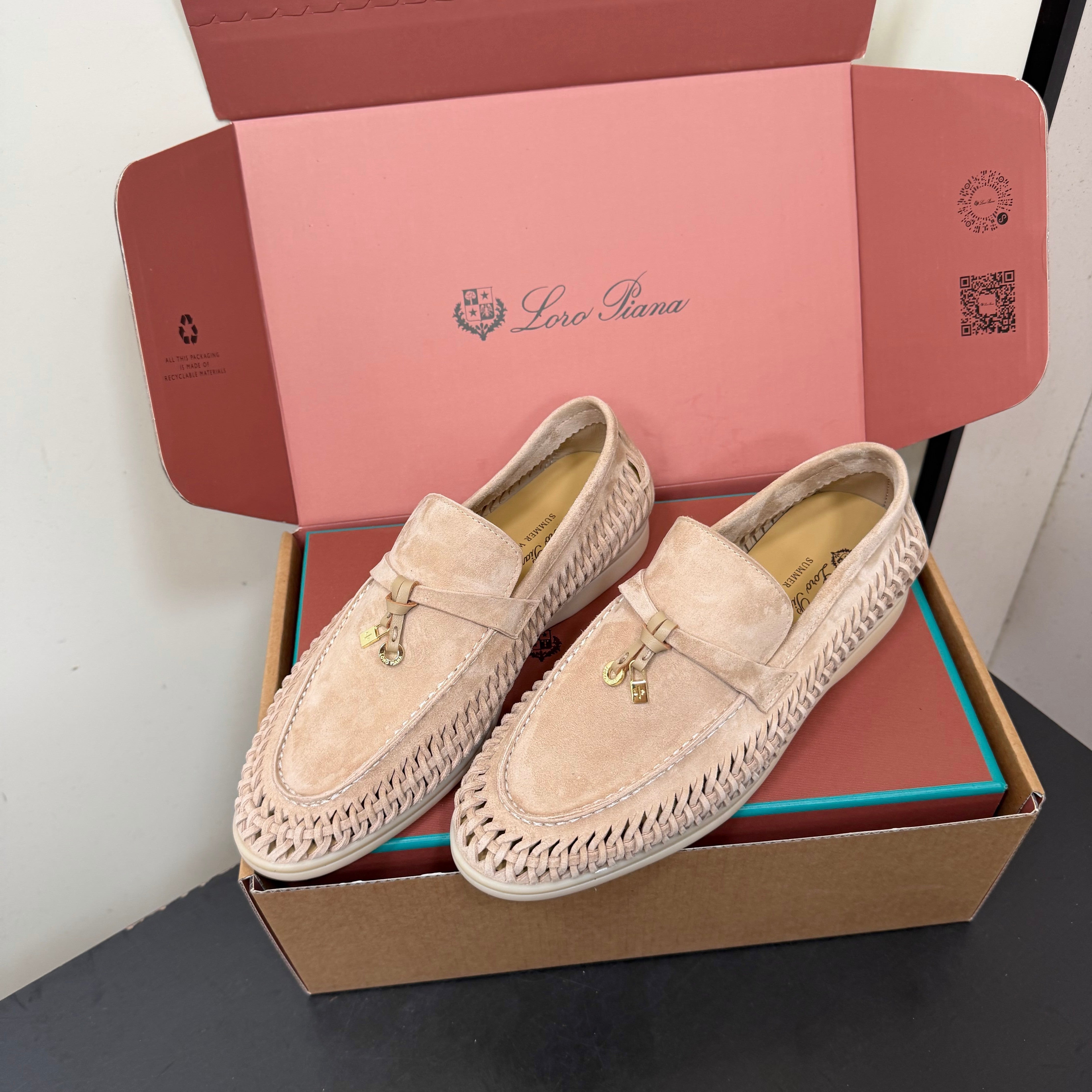 LP Summer Charms Walk Loafers Beige Suede 984725