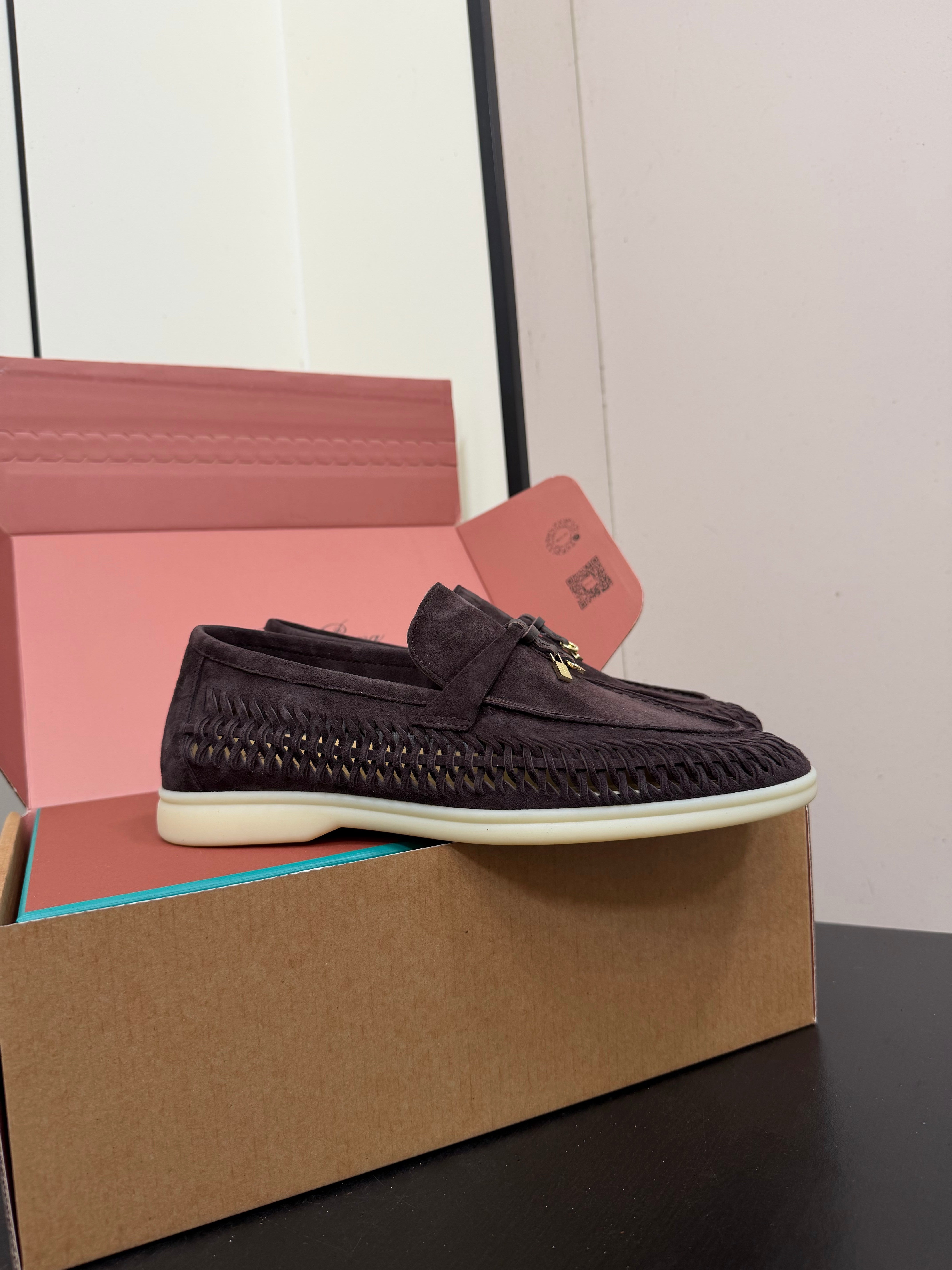 LP Summer Charms Walk Loafers Dark Taupe Suede 984723