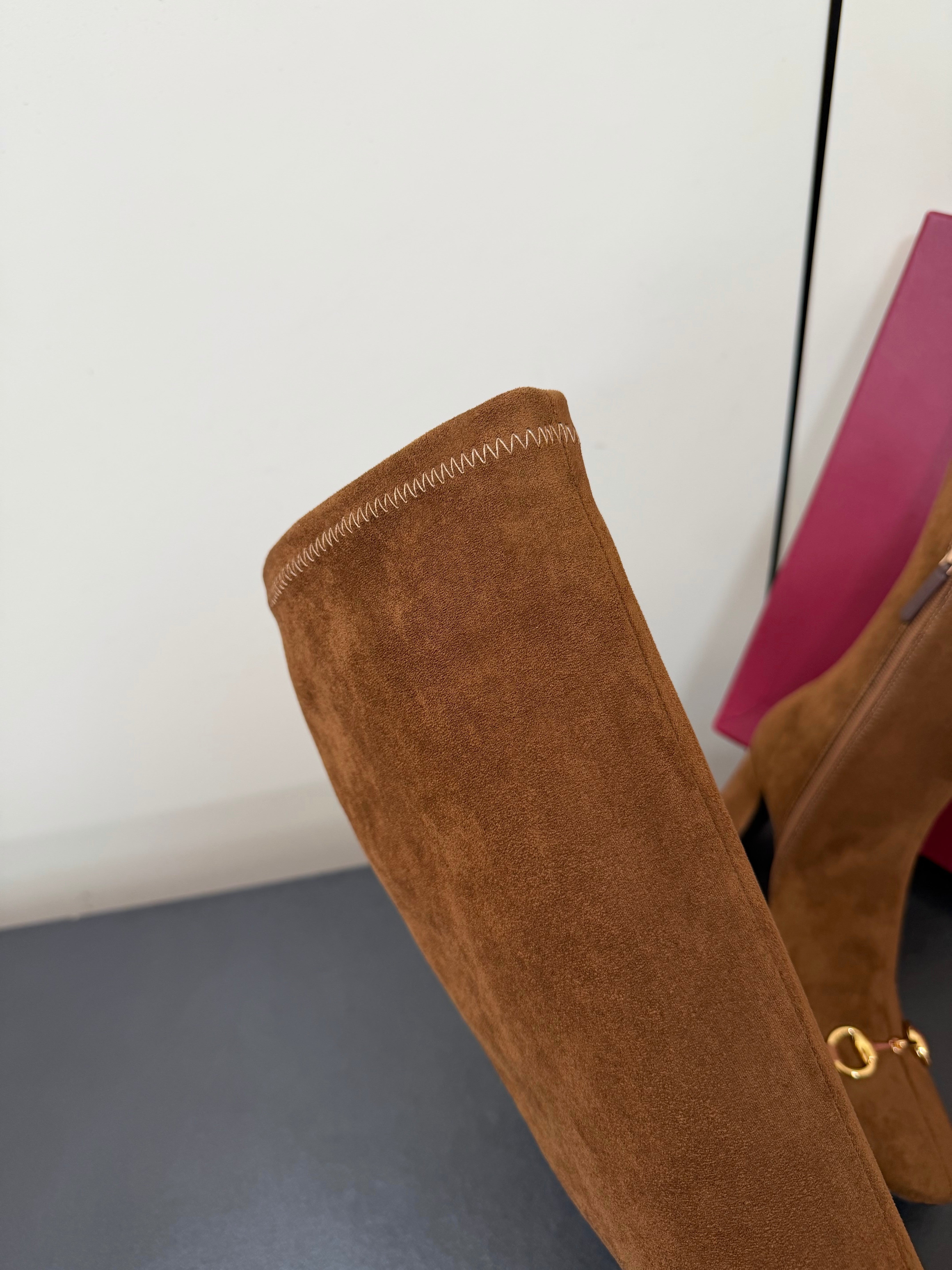 GG Signora Horsebit Knee-High Boots 8.5CM Brown Suede 984463