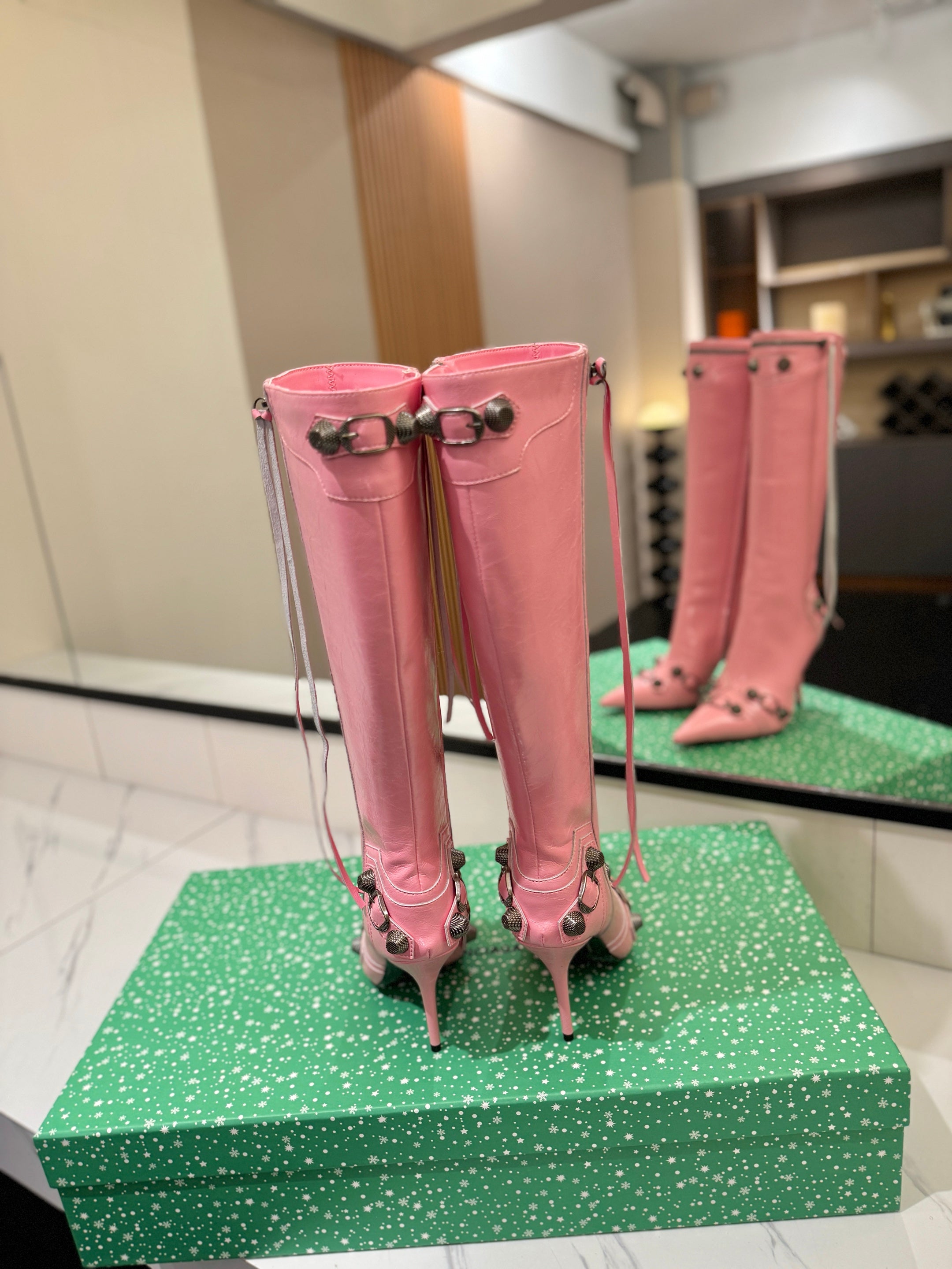 BLC Cagole Knee-High Boots 9.5cm Pink Leather 985498