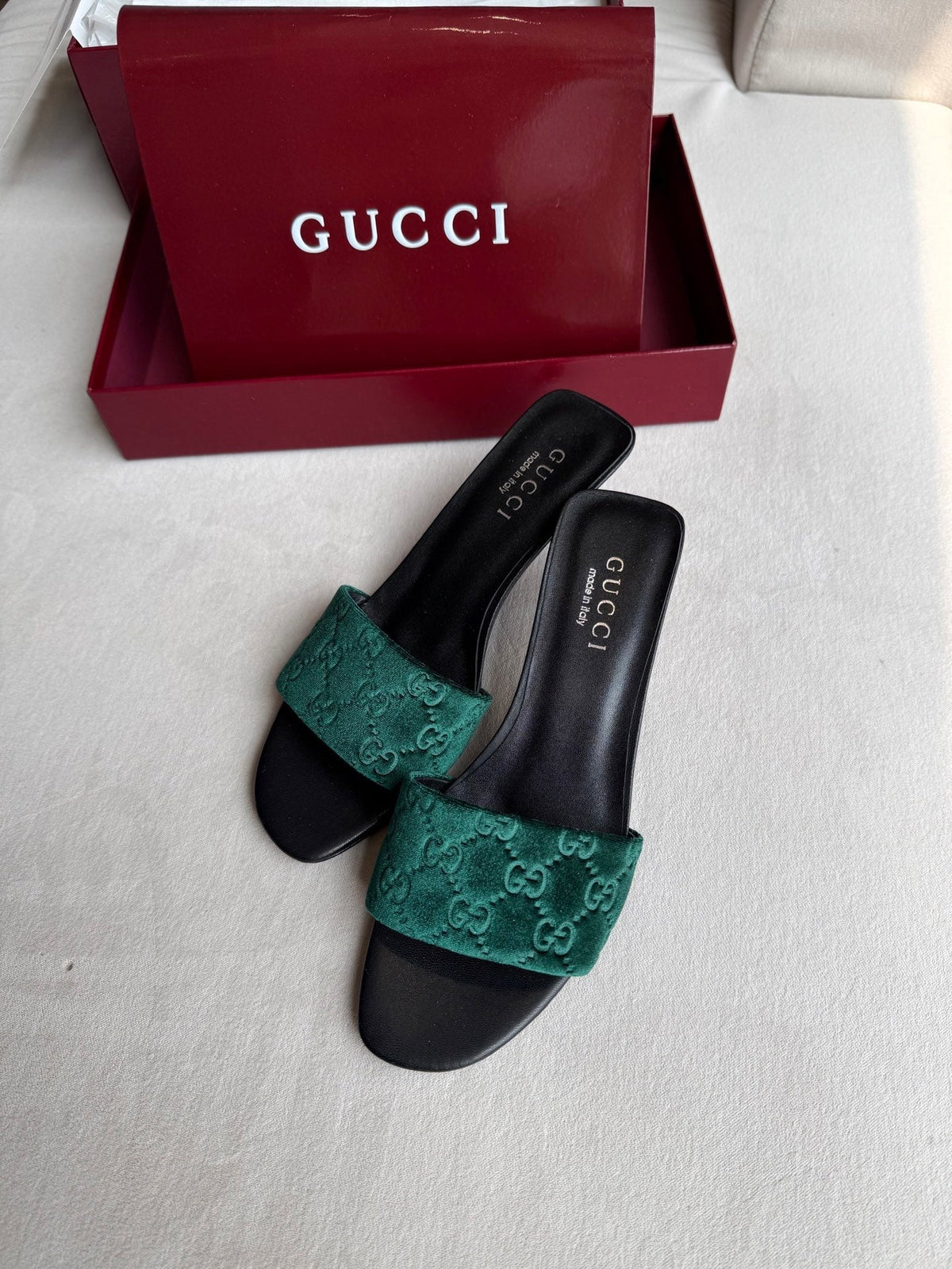 Gucci 26s Slide Sandals 5.5cm Dark Green Velvet