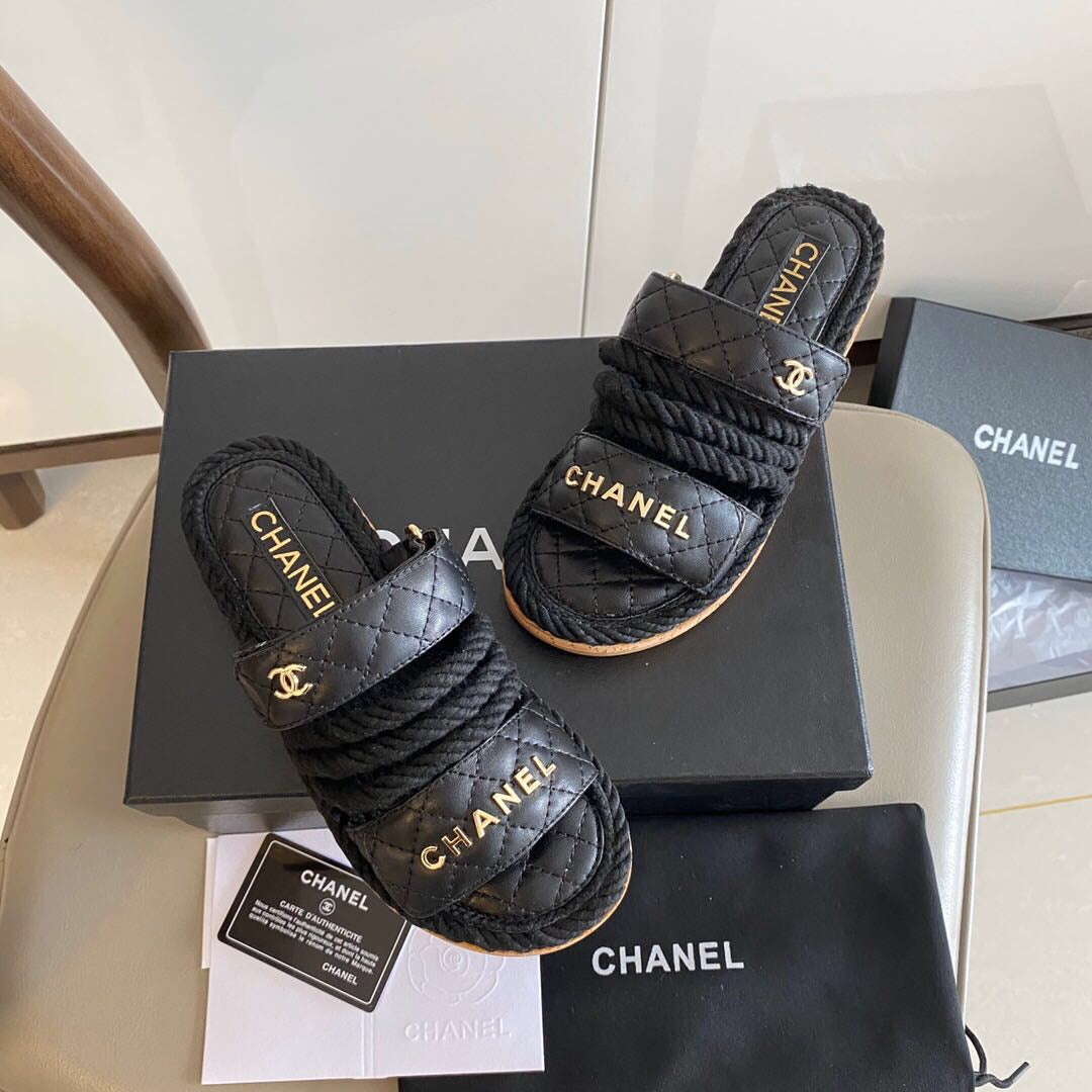 CC 26s Sandals Black Fabric Calfskin 140030