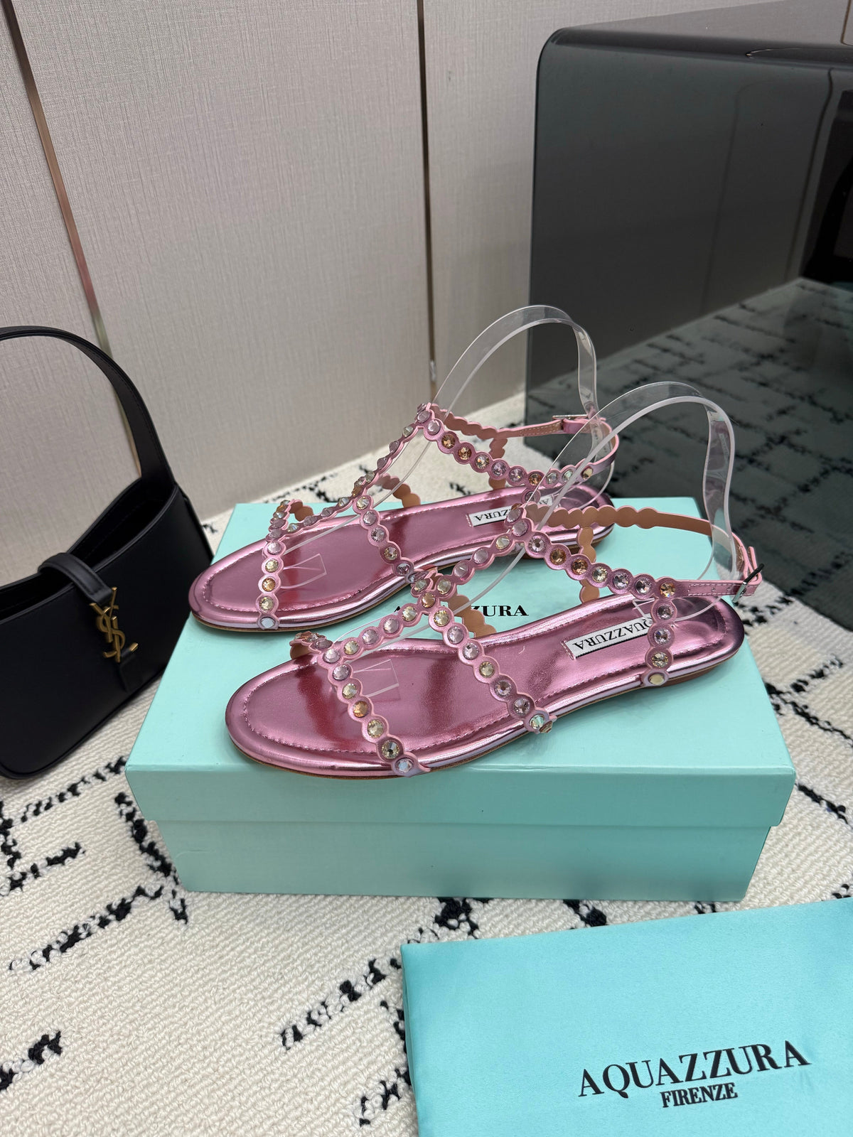 Aquazzura 26s Flat Sandals Metallic Pink Lambskin Crystal-Embellished 305824
