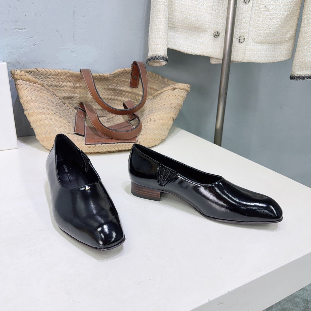 Khaite 26s Colt Loafers 1.2cm Black Leather 107778