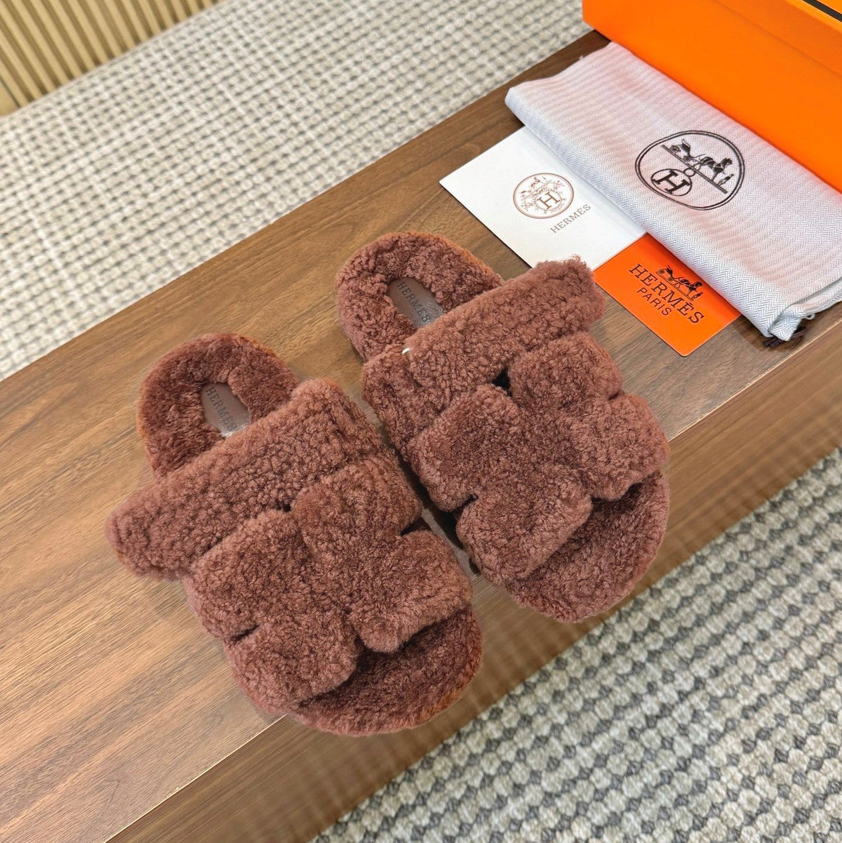 HM 26s Chypre Sandals Moka Shearling 175169