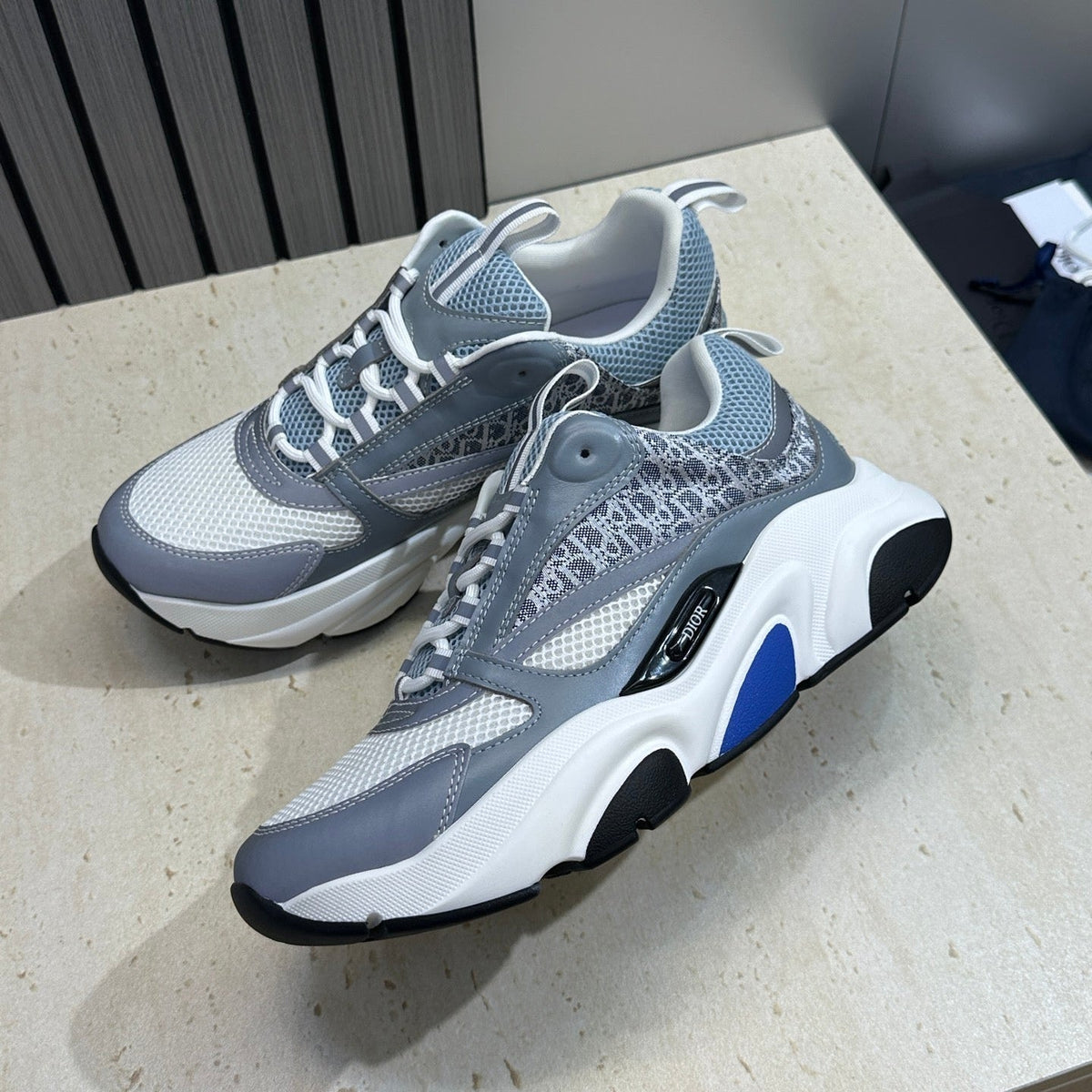 CD 26s Men B22 Sneakers Grey Light Blue Oblique Jacquard Canvas 491052