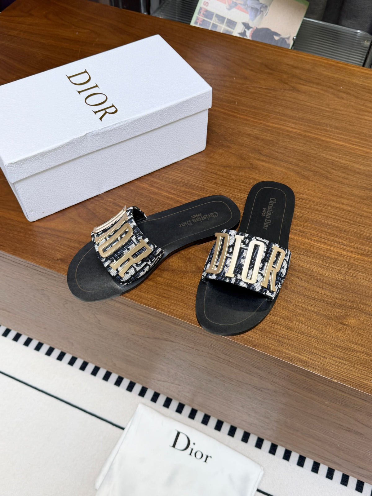 CD 26s D Way Slide Black Dior Oblique Embroidered Cotton With Gold Hardware 395182