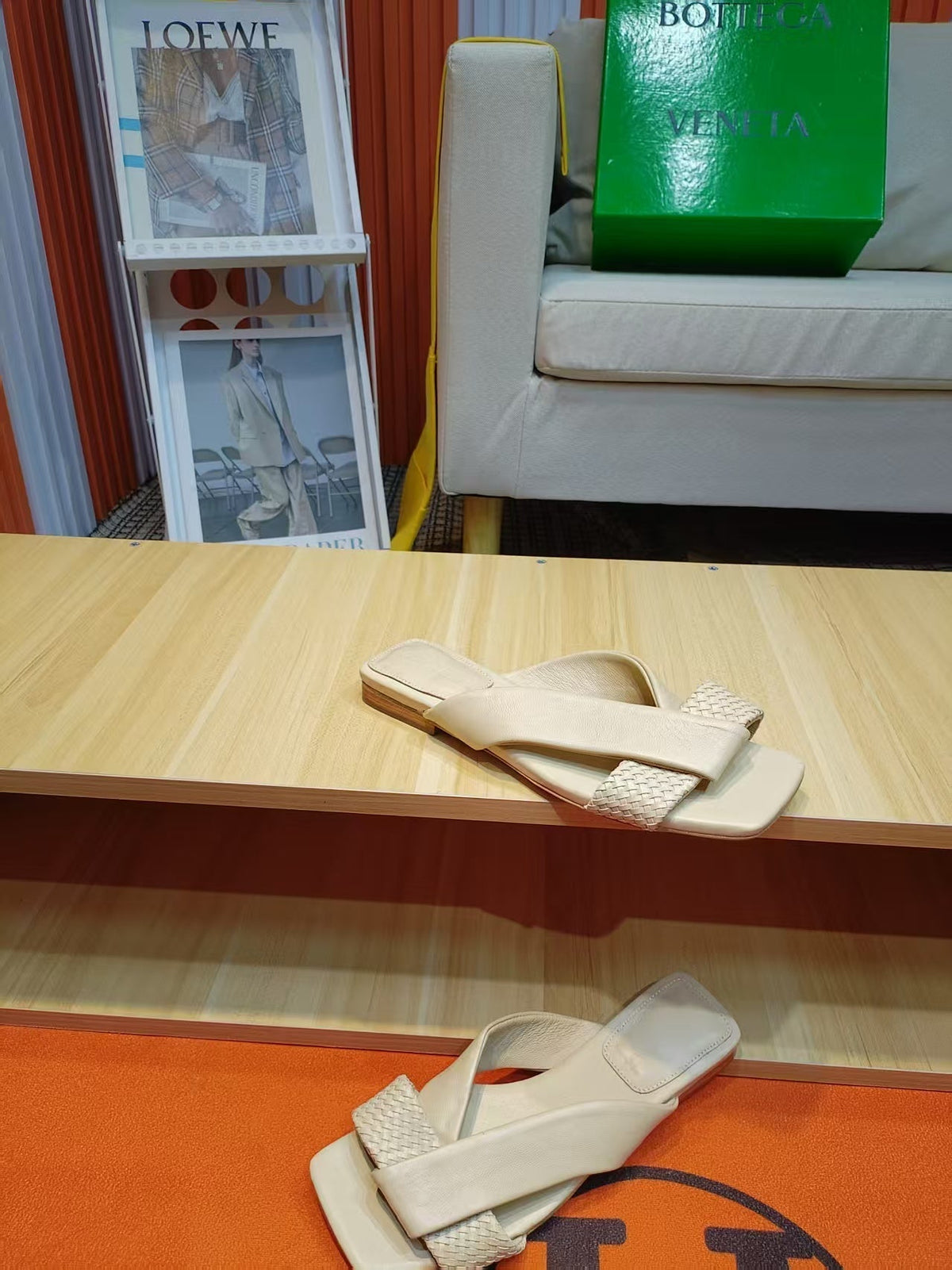 BV Riva Sandals Flat Woven Beige Leather 139882