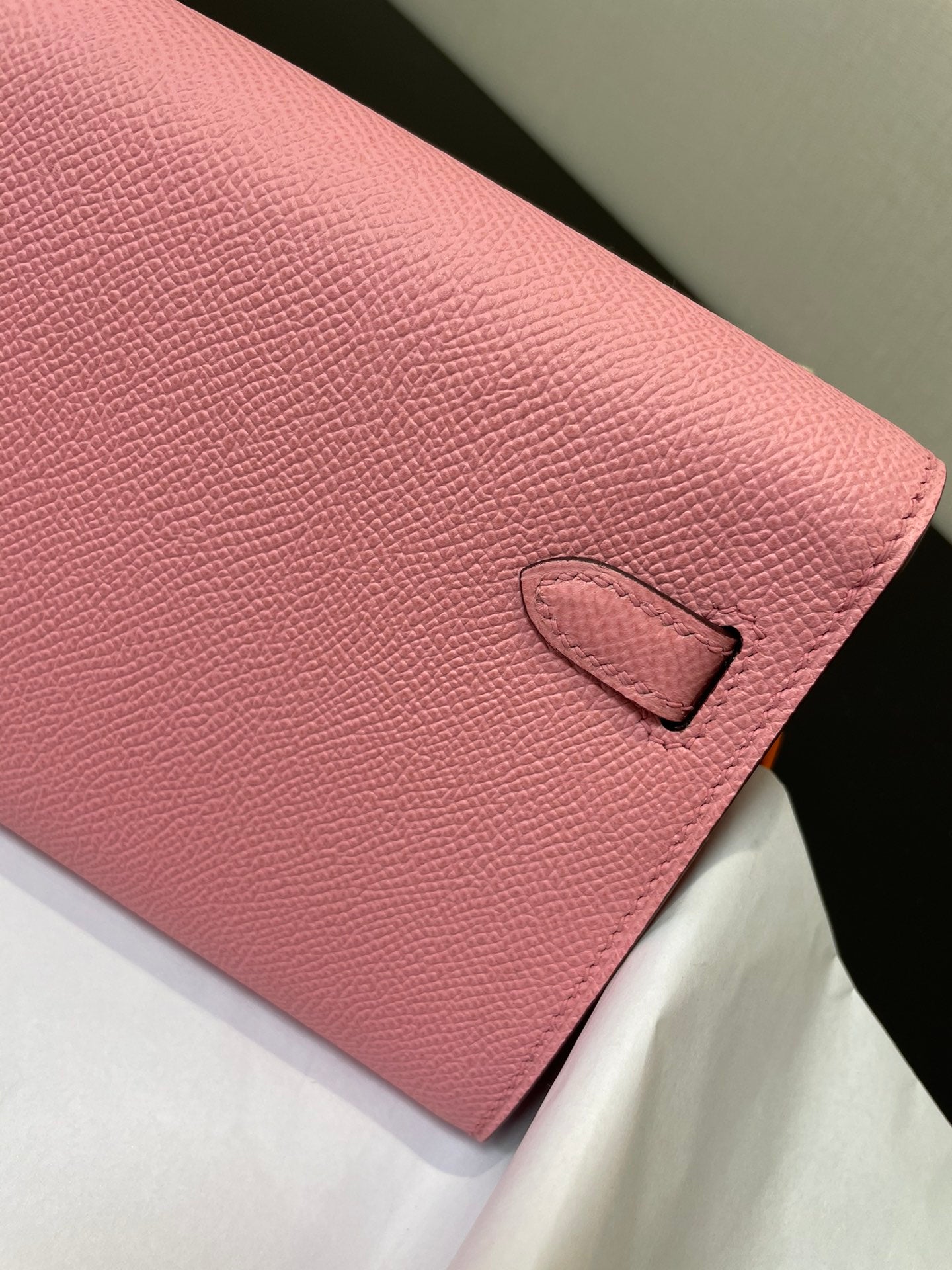 kelly woc 20.5 pink epsom gold hardware