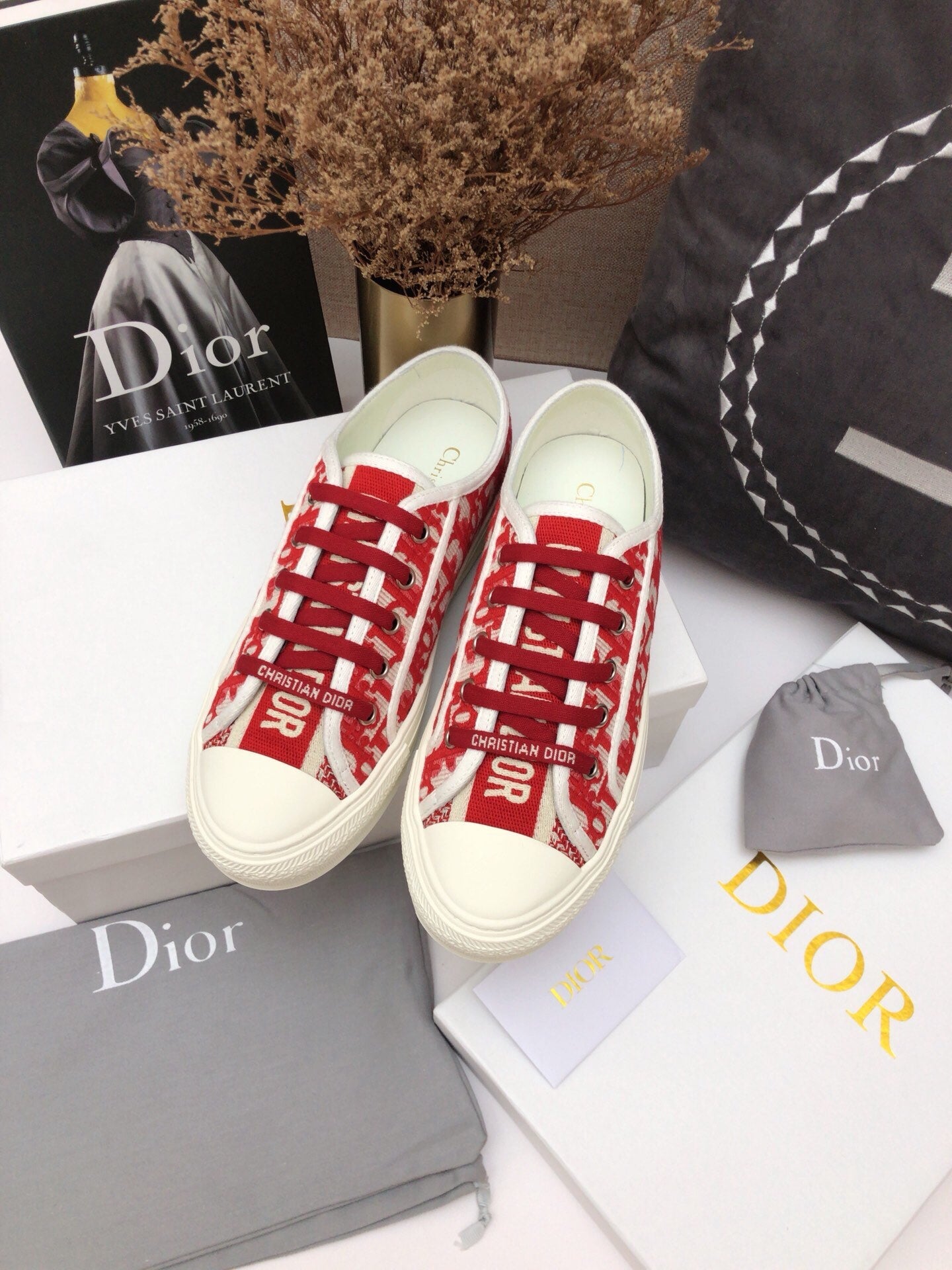 CD 26s Walk'n'Dior Sneaker Red Oblique Embroidered Cotton 966640