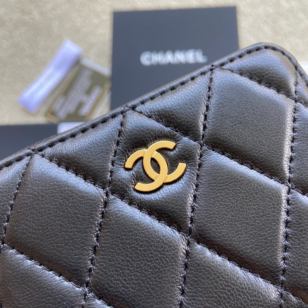 CC Classic Zipper Card Holder Black Sheepskin GHW 156537