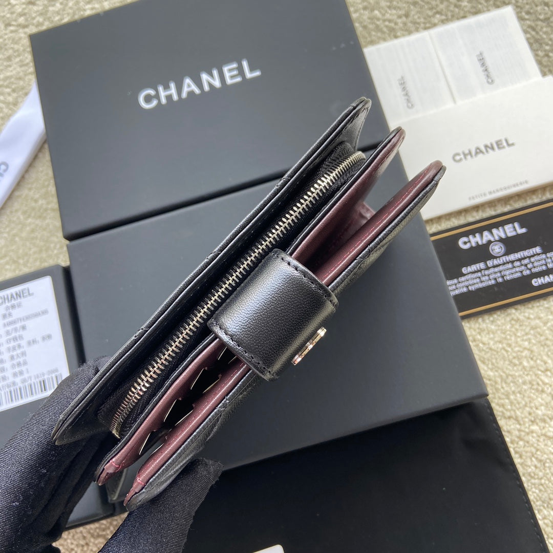 CC A48667 Zip Pocket Wallet Black Sheepskin Silver Steel 229764