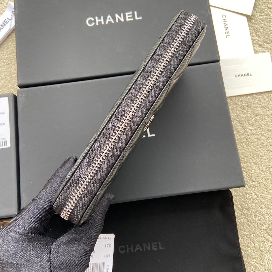 CC A50097 Classic Zipper Wallet Black Caviar Sliver Steel 229658