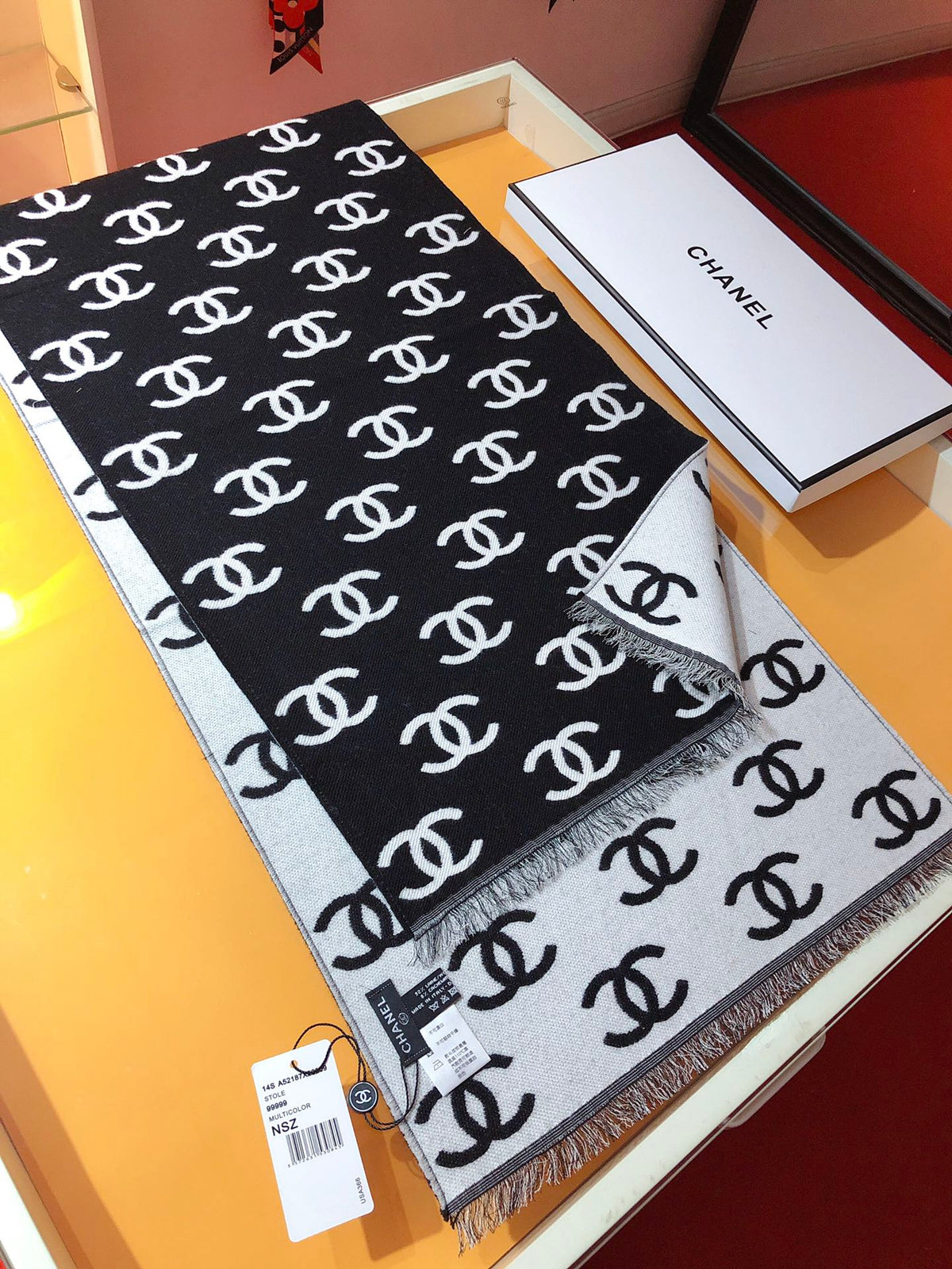 CC 26s Black White CC Monogram Fringe Scarf 38x190cm 534742