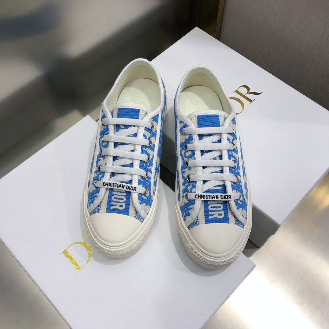CD 26s Walk'n'Dior Sneaker Blue Oblique Embroidered Cotton 966651